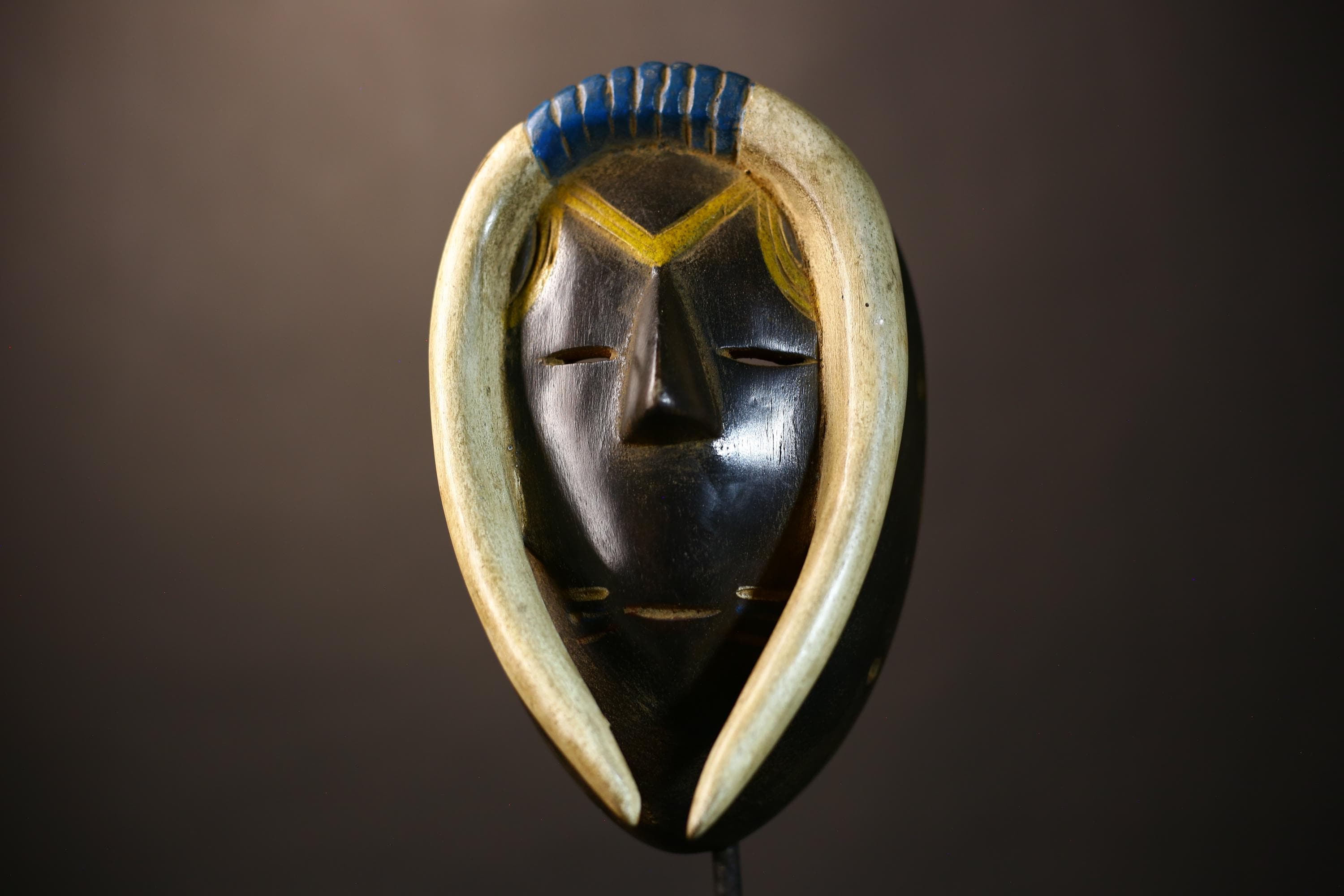 African Guro Mask | Antique Hand-Carved | Wooden Wall Art | Unique Decorative Piece | Tribal Home Decor | Ethnic Art Collection-G5063