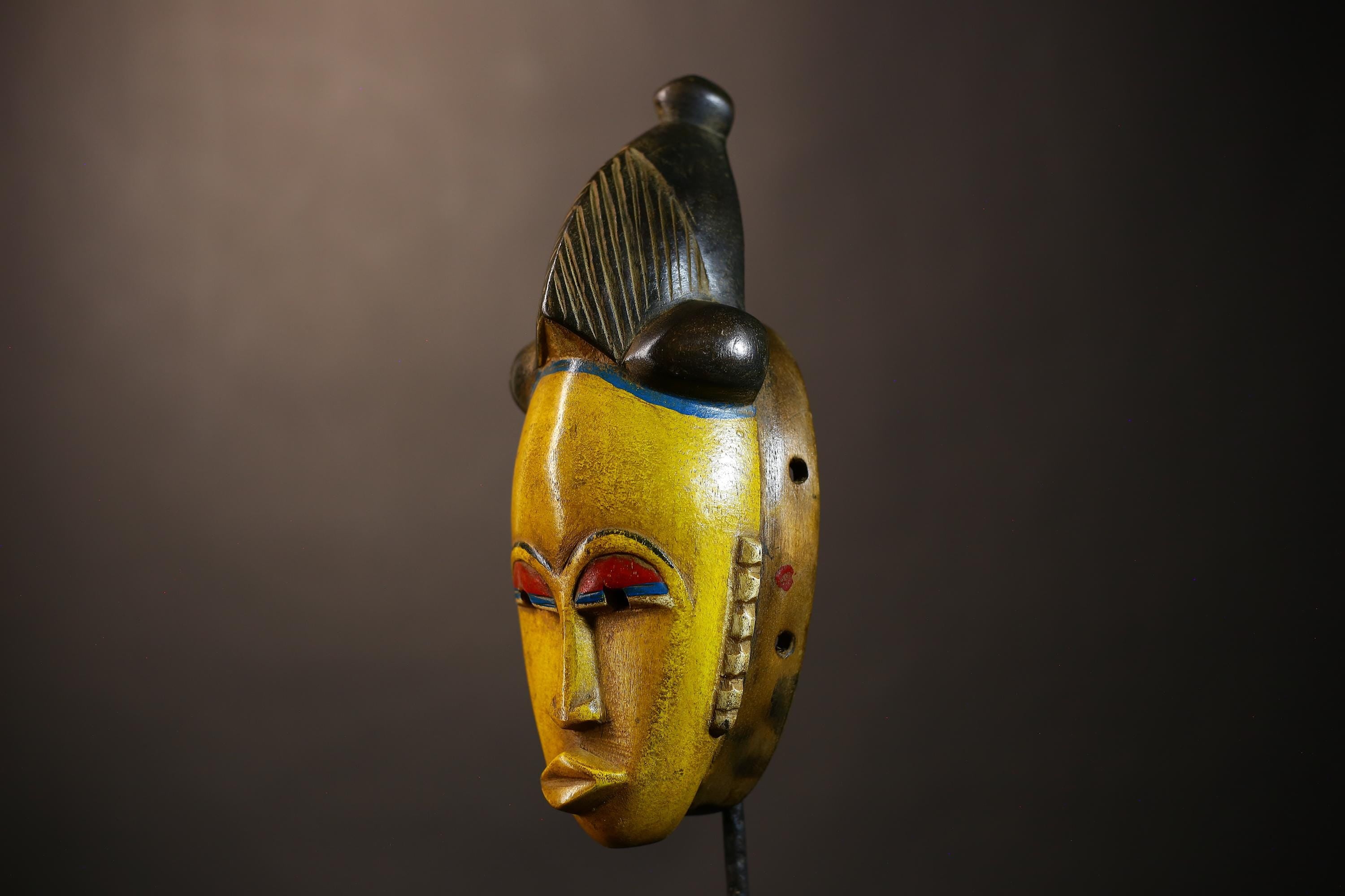 African Vintage Mask | Hand-Carved Guro Mask Art | Unique Wall Decor Sculpture | Tribal Ethnic Artwork | Cultural Home Accent -G5080