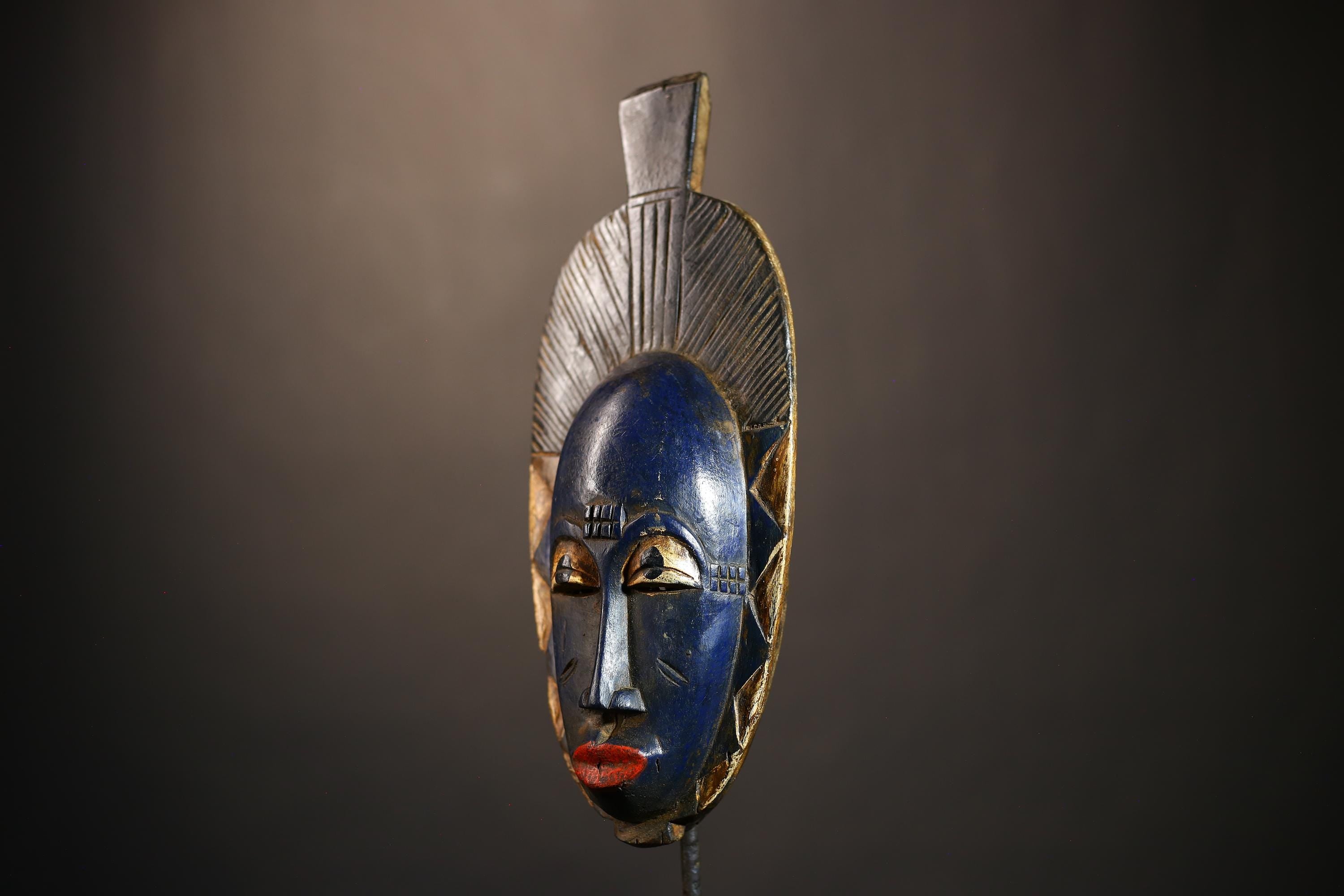 African Hand-Carved Guro Tribal Blue Mask Wooden Wall Art Vintage Decor-G4937