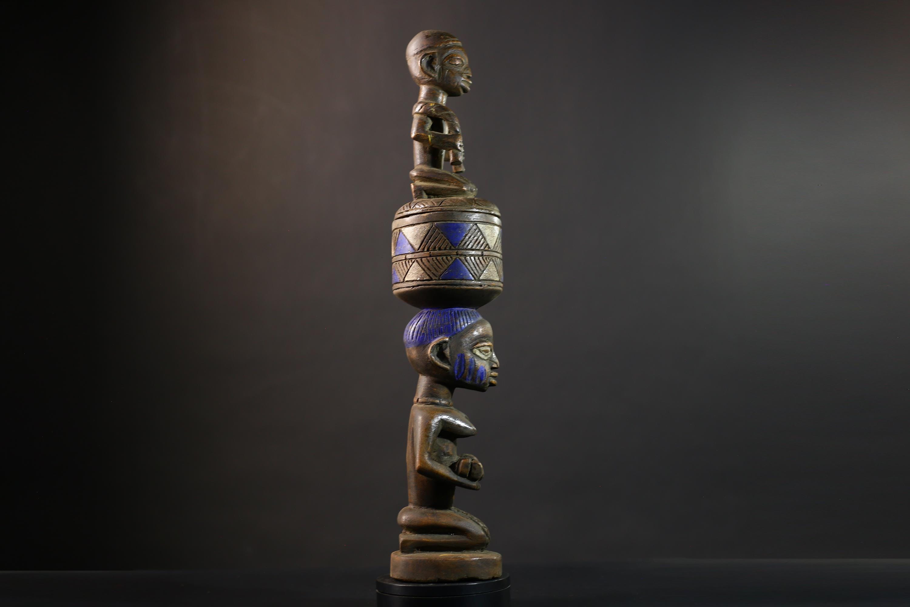 African Vintage Antique Art Figure | Olumeye Kneeling Female Statue | Unique Cultural Decor | Handcrafted Traditional Piece -G5152