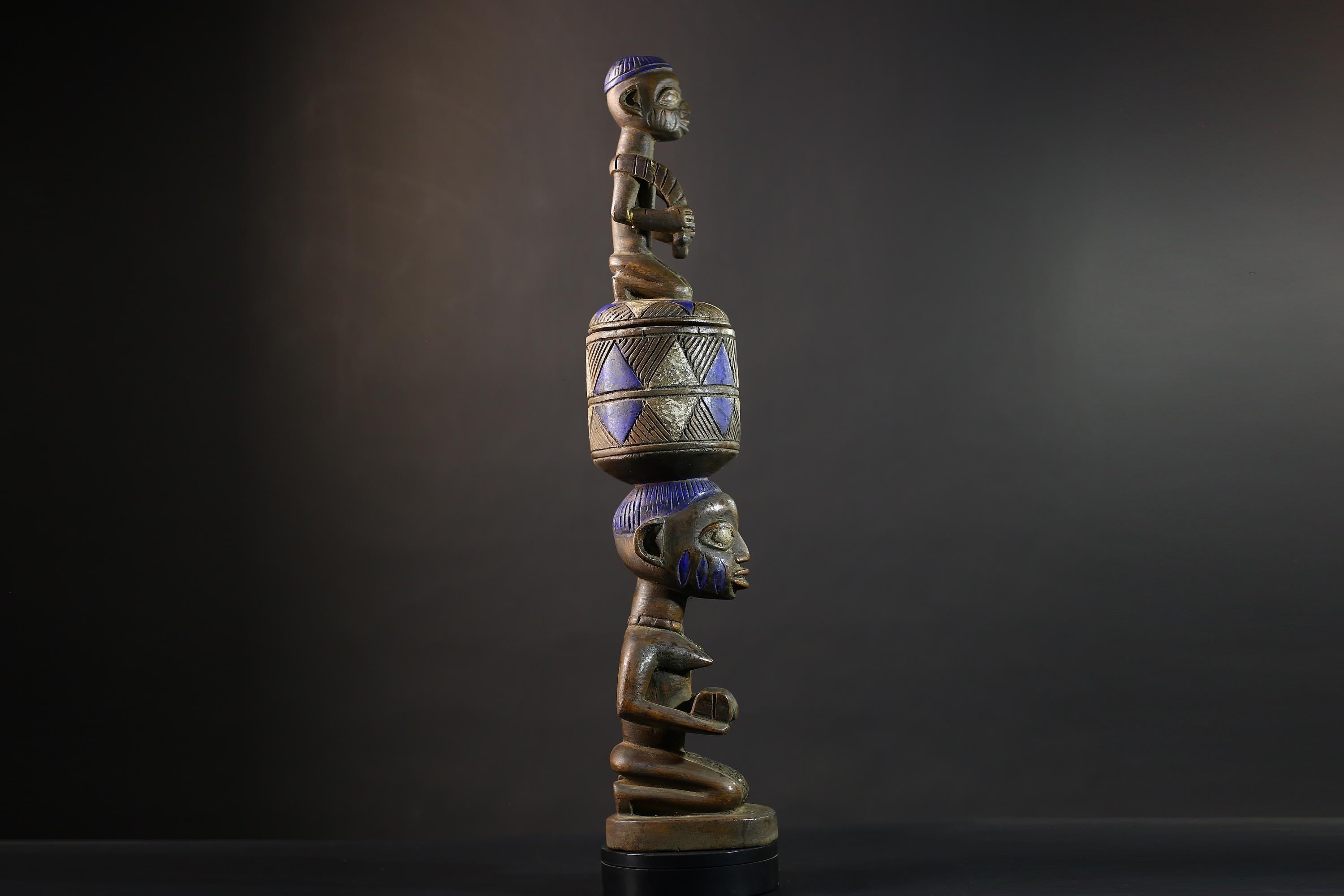 African Vintage Antique Art Figure | Olumeye Kneeling Female Statue | Cultural Decor | Unique Handcrafted Sculpture | Ethnic Beauty-G5150