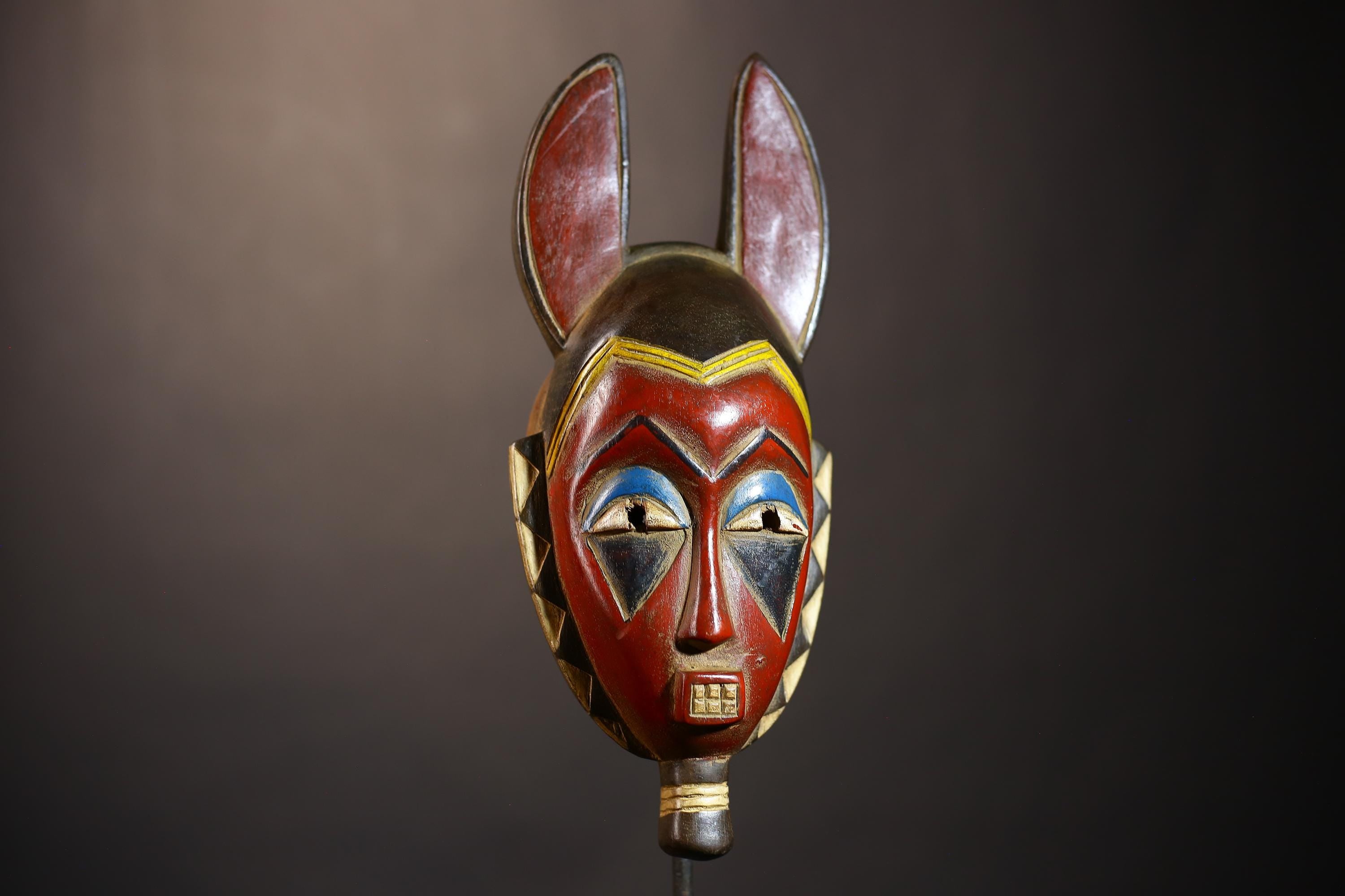African Vintage Guro Mask | Hand-Carved Tribal Wall Art | Unique Rabbit Ears Design | Ethnic Home Décor | Artisan Craft-G5047