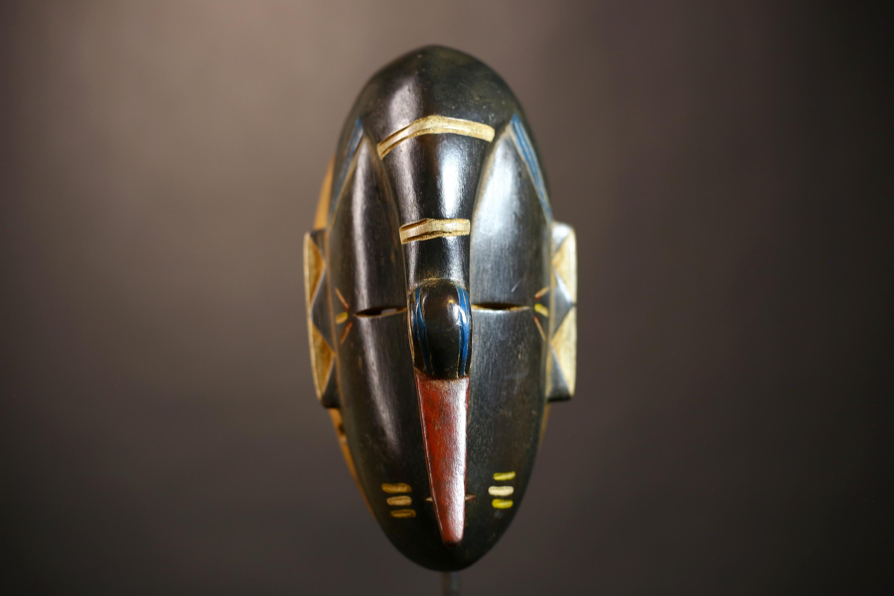 African Guro Mask | Vintage Hand-Carved Tribal Art | Unique Wooden Decor | Ethnic Wall Sculpture | Cultural Home Accent-G5083