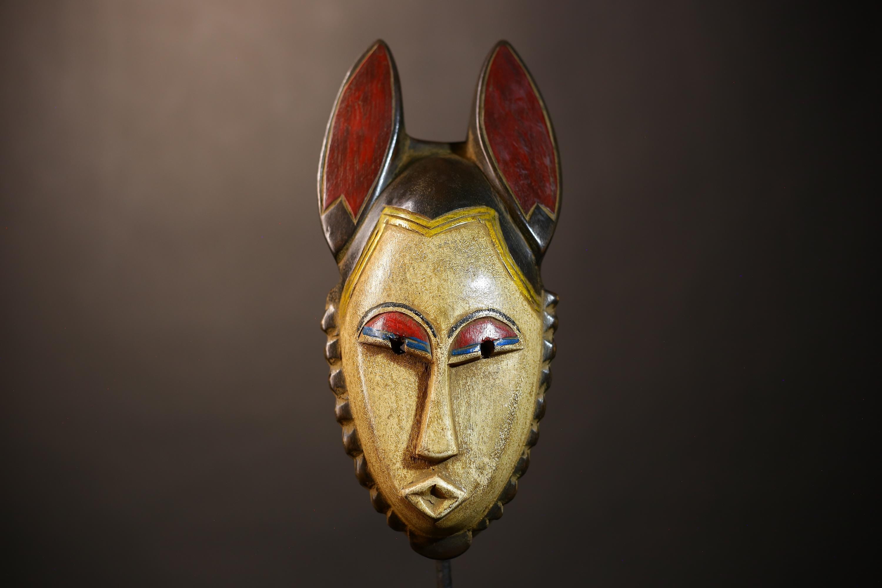 African Vintage Guro Mask | Handcrafted Tribal Art | Unique Wall Decor Piece | Ethnic Wall Hanging for Cultural Spaces-G5067