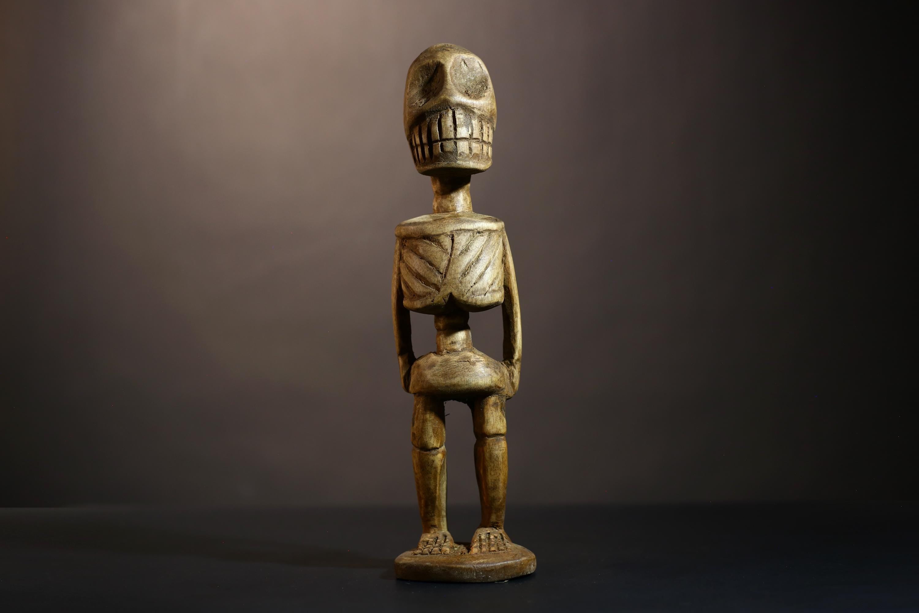 African Skeleton Figurine Carved Wood Tribal Statue Bone-Inspired Primitive Art Decor Vintage African Sculpture Home Display-G5109
