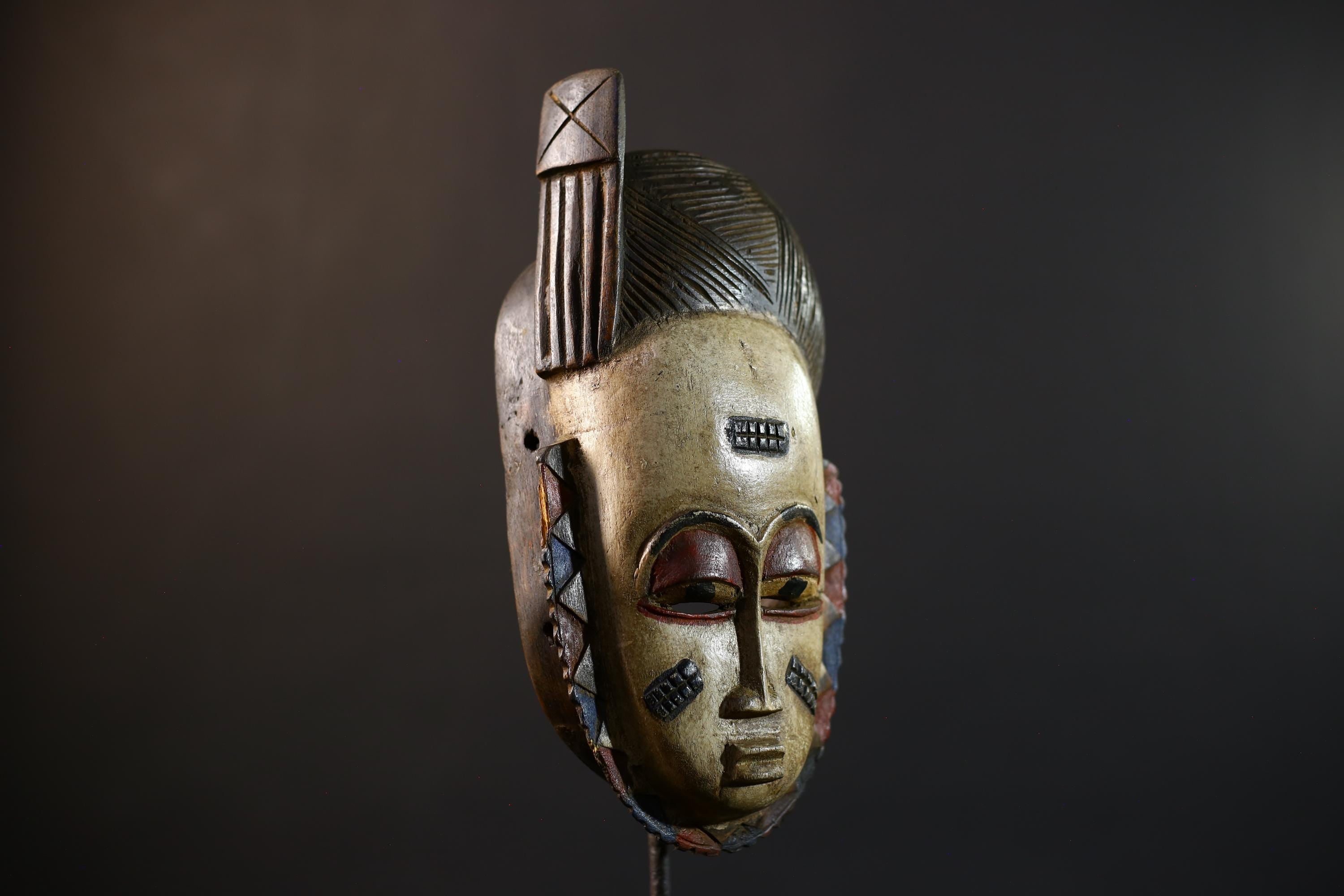African Hand-Carved Mask | Guro Baule Wall Hanging | Unique Art Decor | Collectible Ethnic Home Decor | Statement Art Piece -G5189