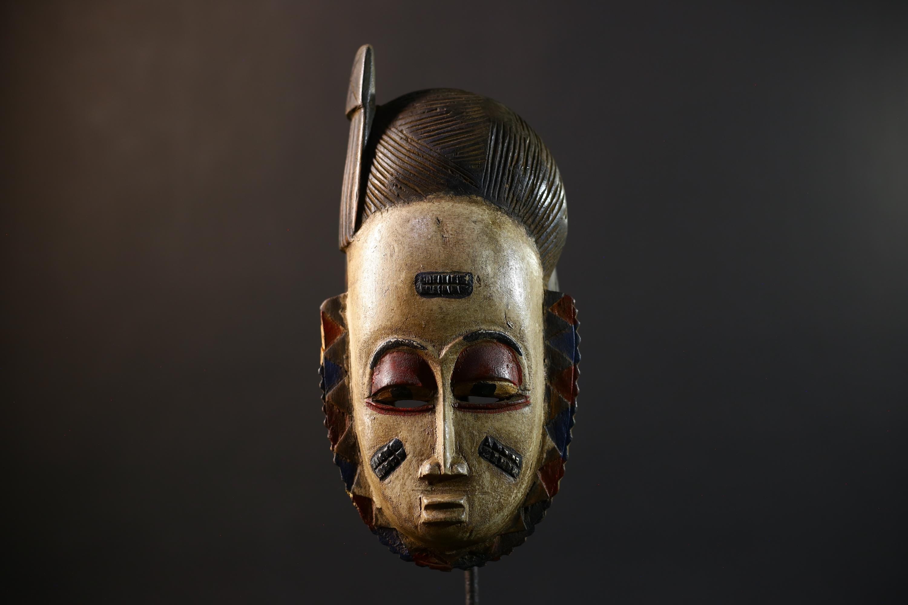 African Hand-Carved Mask | Guro Baule Wall Hanging | Unique Art Decor | Collectible Ethnic Home Decor | Statement Art Piece -G5189