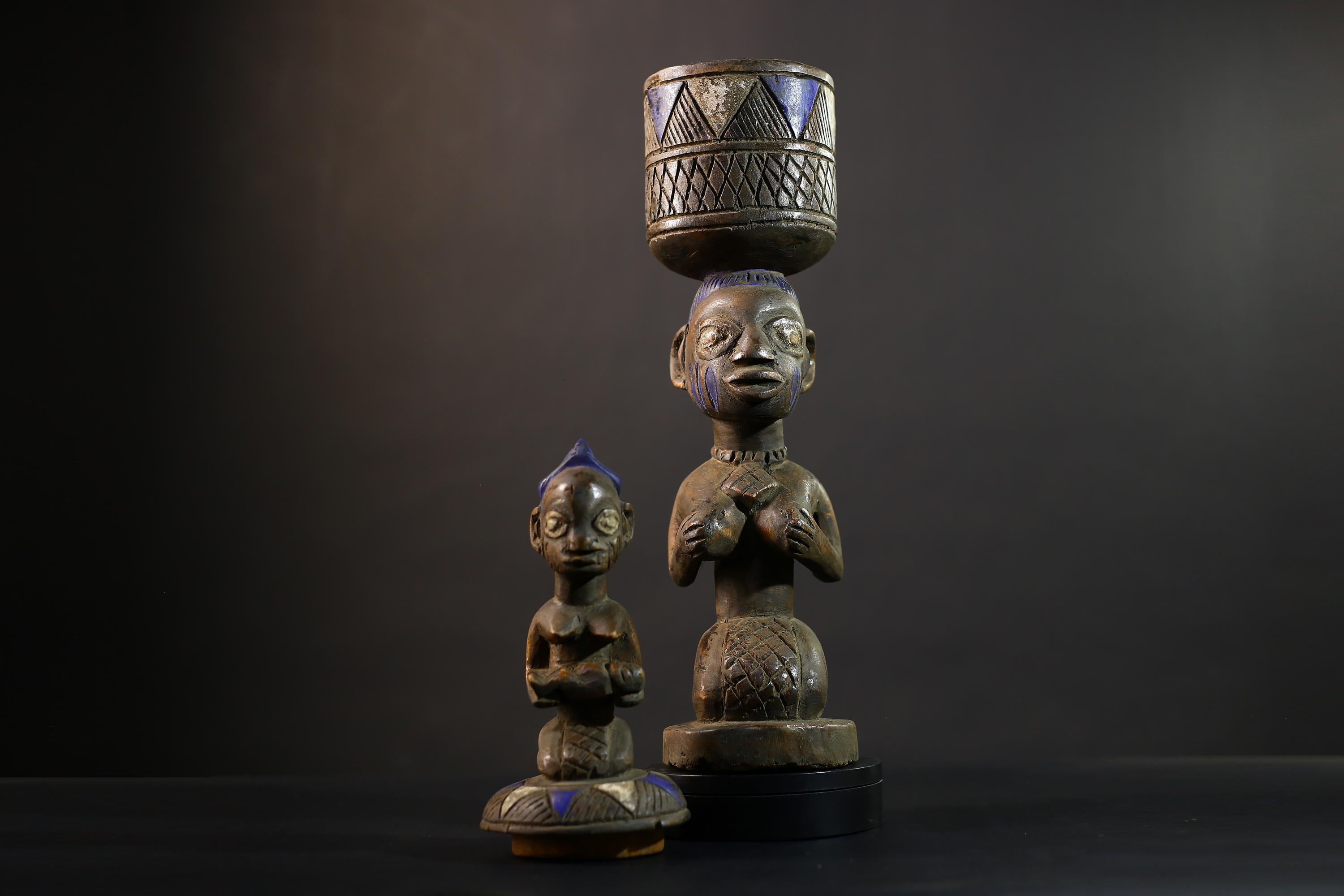African Vintage Antique Art Figure | Olumeye Kneeling Female Statue | Cultural Decor | Unique Handcrafted Sculpture | Ethnic Beauty-G5151