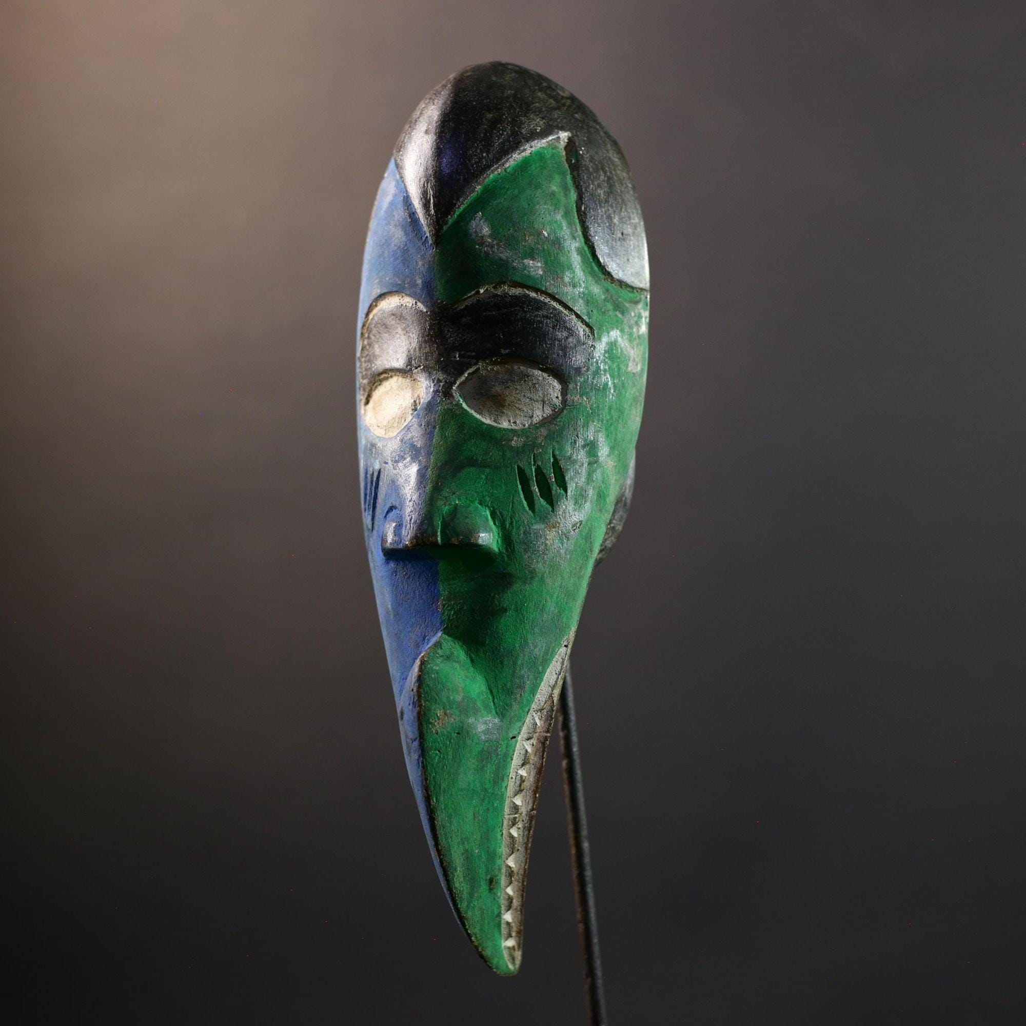 African Bird Spirit Mask Dan Tribe, Blue & Green Wood Wall Decor, Long Beak Sculpt, Vintage Liberia Côte d’Ivoire Art-G5312