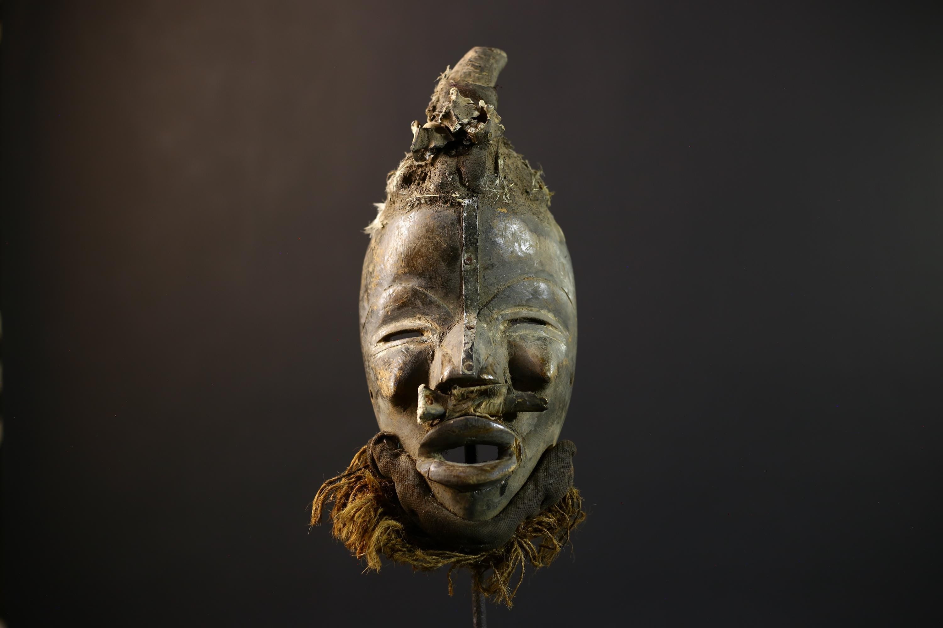 African Vintage Dan Mask | Antique Shells | Wood Wall Decor | Unique Art | Handcrafted Home Decor | Ethnic Wall Art-G5185