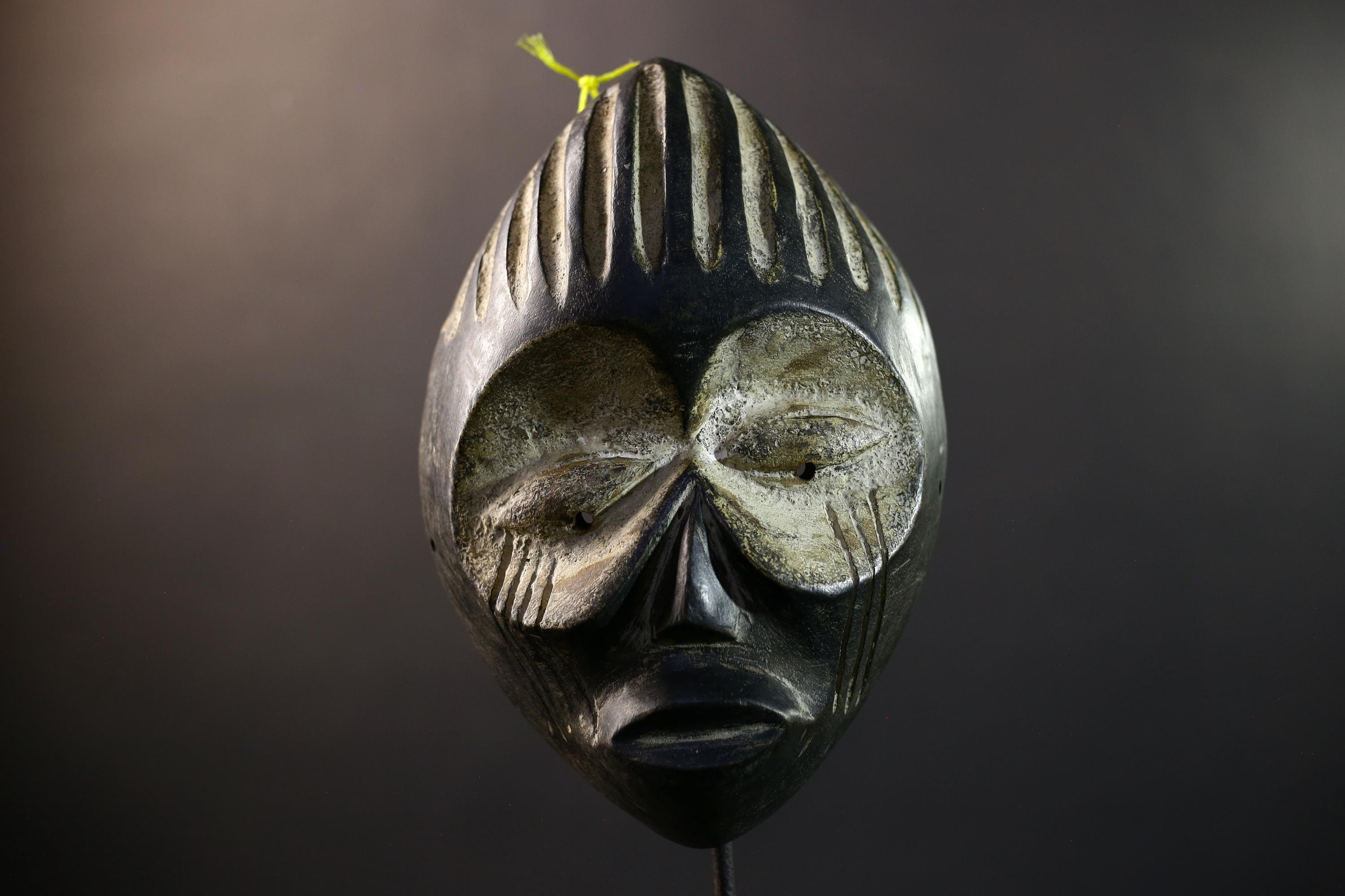 African Guere War Mask, Ivory Coast Tribal Wall Art, Hand-Carved Kaolin Wood Sculpture, Primitive Ethnic Home Decor-G5326