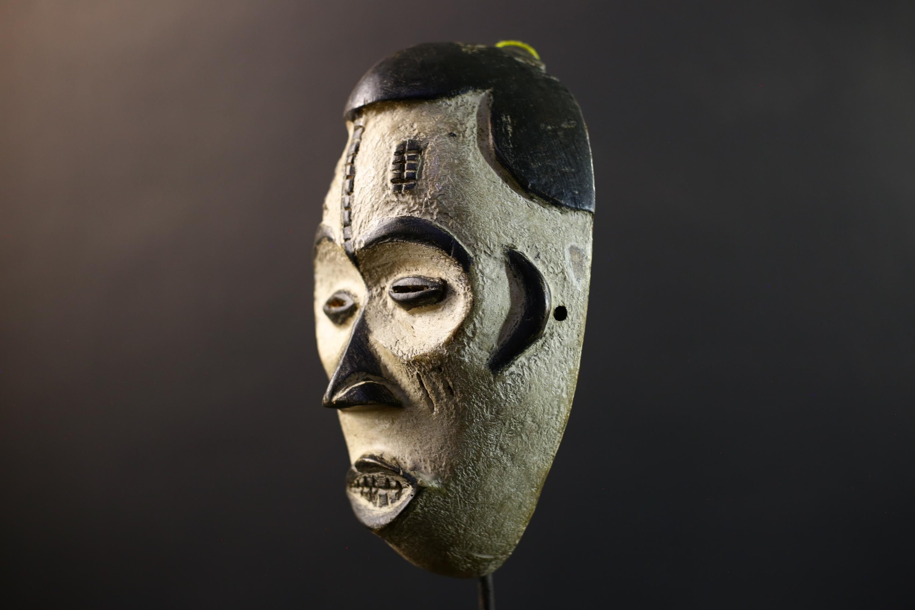 African Pende Pumbu Mask, Congo Ritual Power Face, Hand Carved Wood Wall Sculpture, Tribal Ancestor Decor-G5336