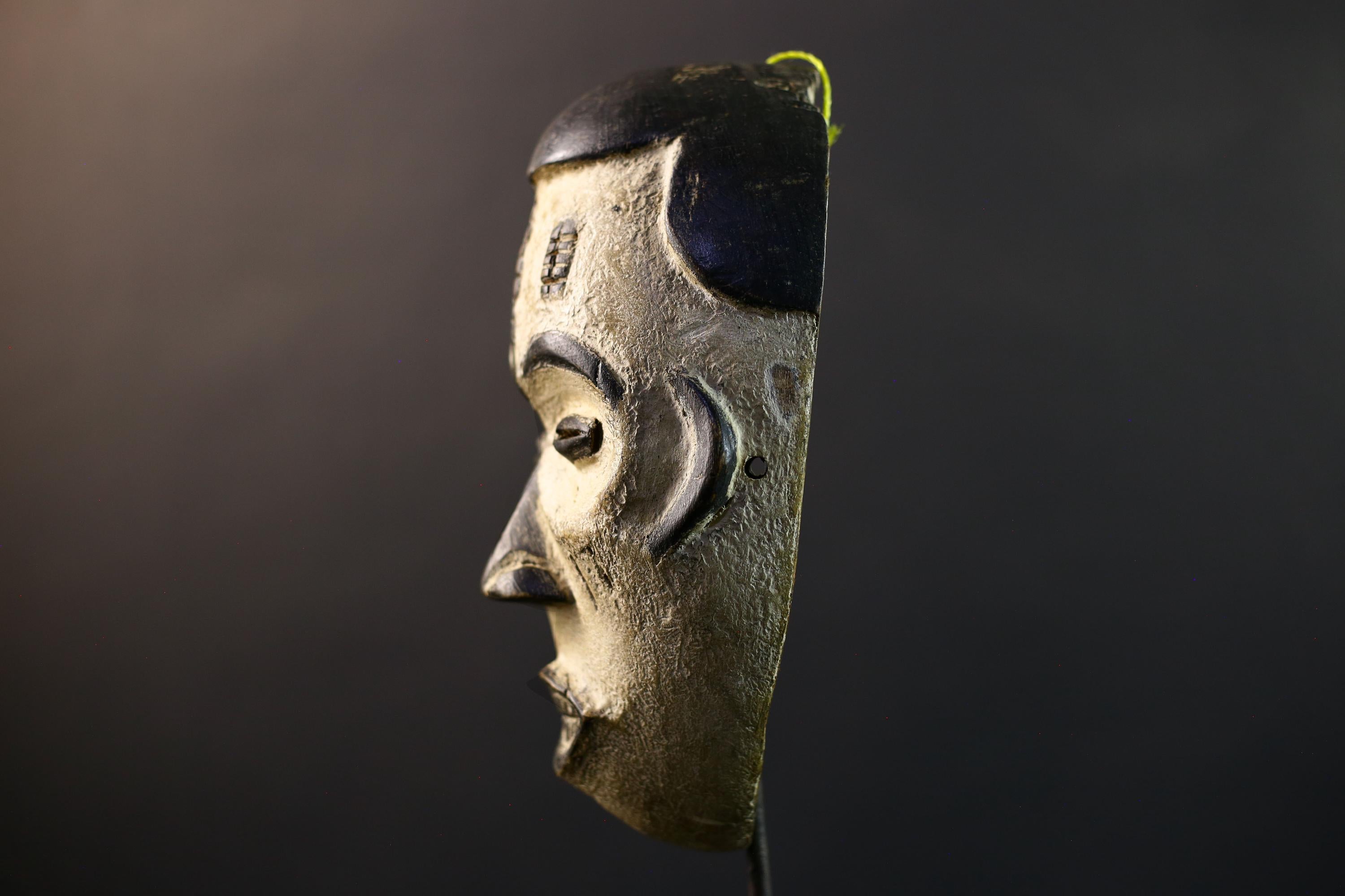 African Pende Pumbu Mask, Congo Ritual Power Face, Hand Carved Wood Wall Sculpture, Tribal Ancestor Decor-G5336