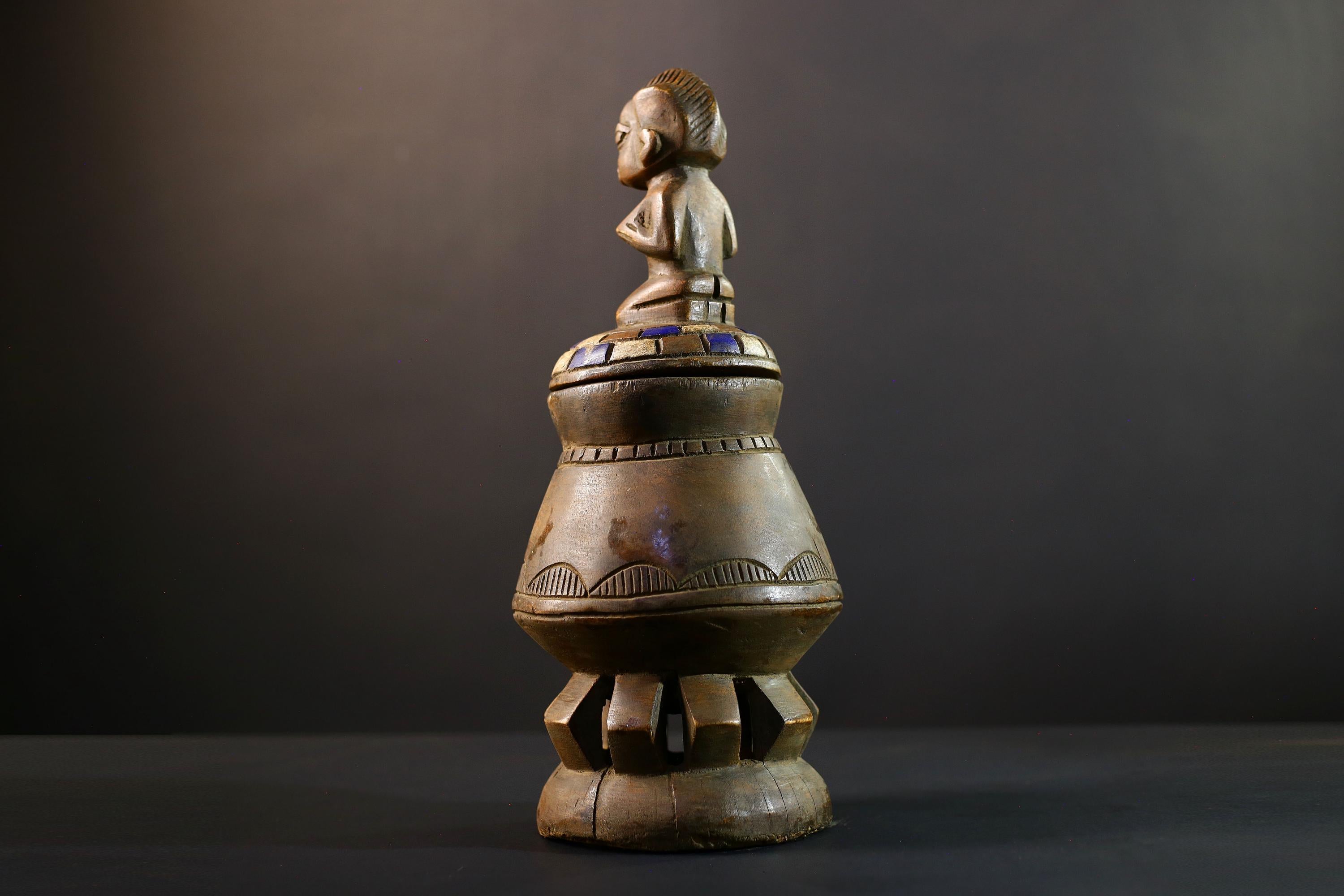 Africa Yoruba ritual vessel, carved ceremonial jar with figure, tribal wooden altar pot, vintage ethnic sculpture,boho spiritual decor-G5355