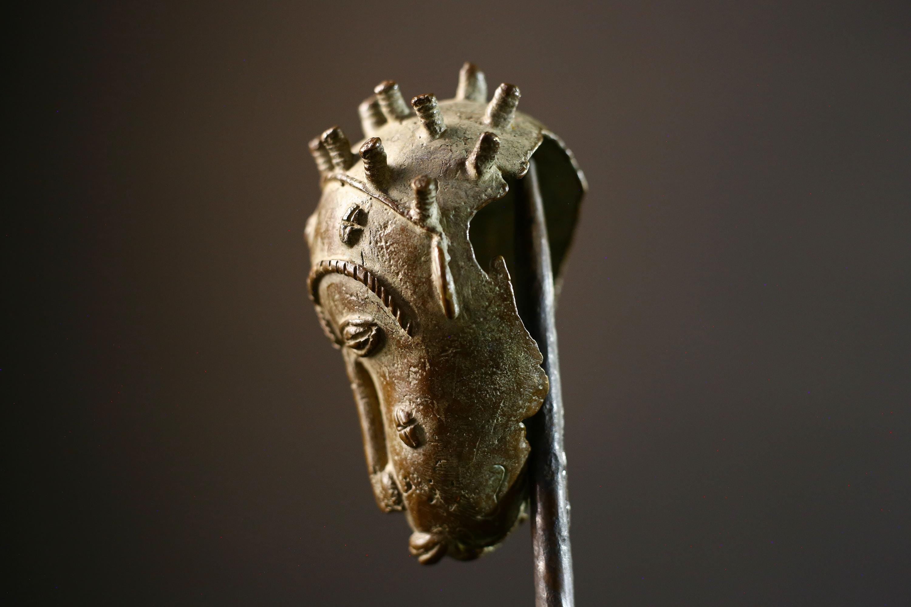 African bronze tribal head sculpture Baule style spiked crown scarified face miniature handmade ethnic figure altar art patina decor-G5367