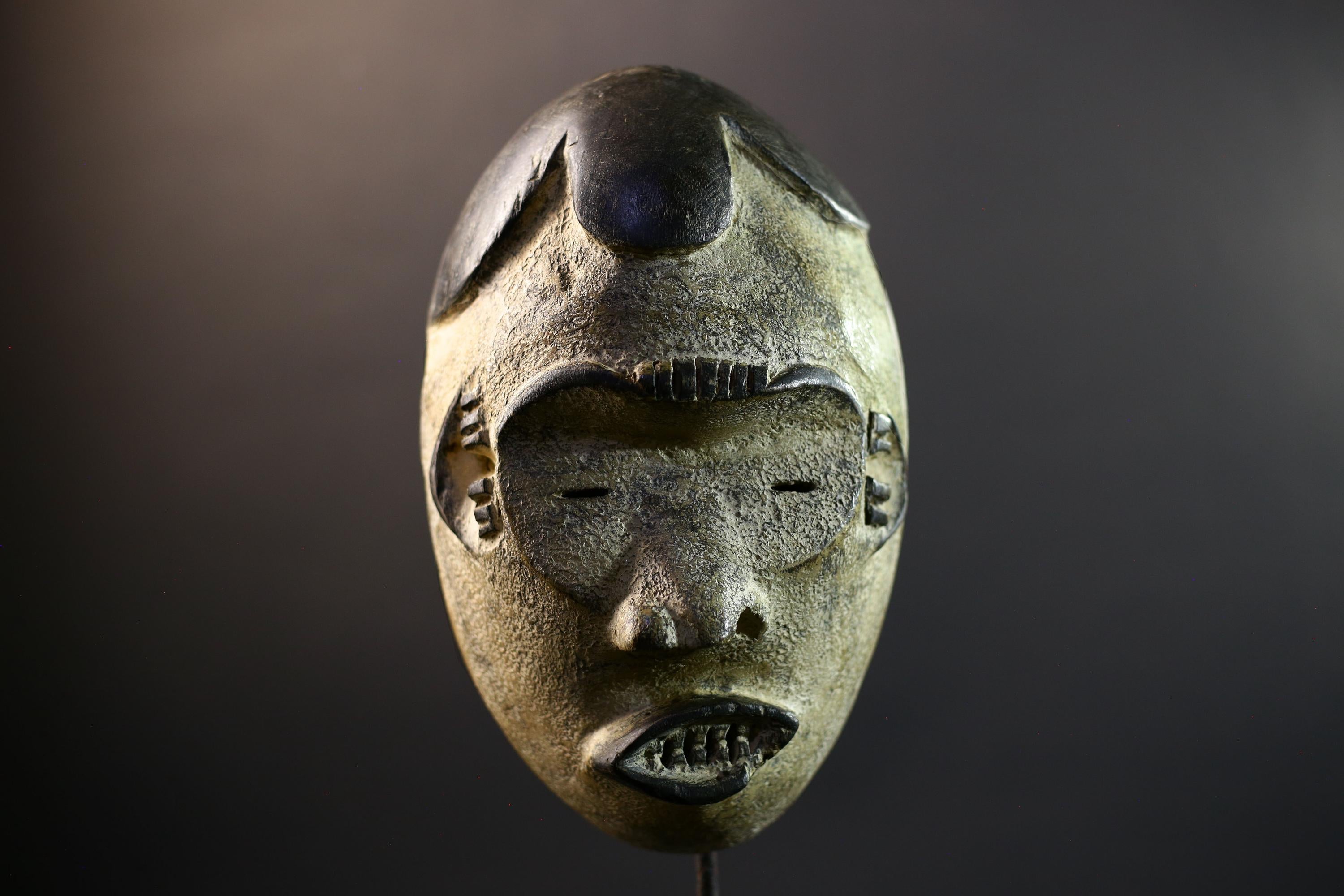 African Mask | Bembe Spirit | Congo Tribal Art | Hand-Carved Wood Wall Decor | Vintage African Accent-G5308