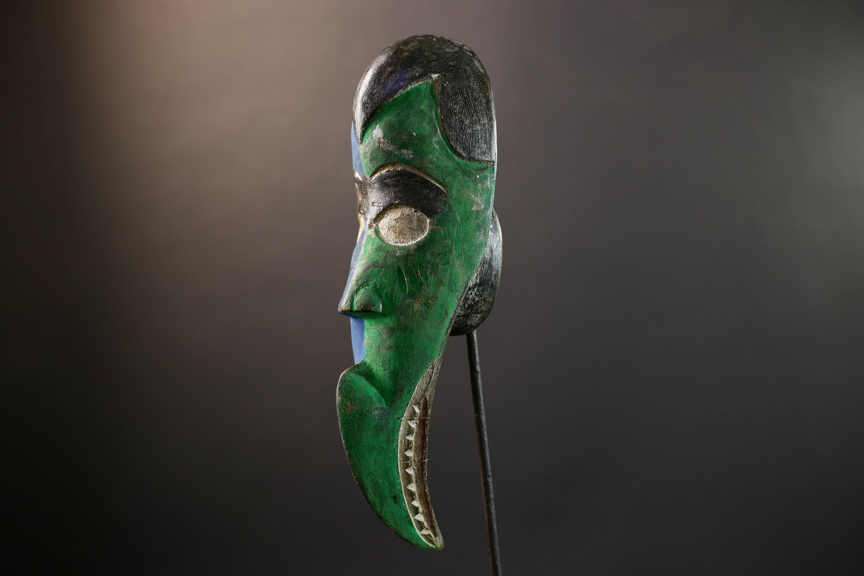 African Bird Spirit Mask Dan Tribe, Blue & Green Wood Wall Decor, Long Beak Sculpt, Vintage Liberia Côte d’Ivoire Art-G5312