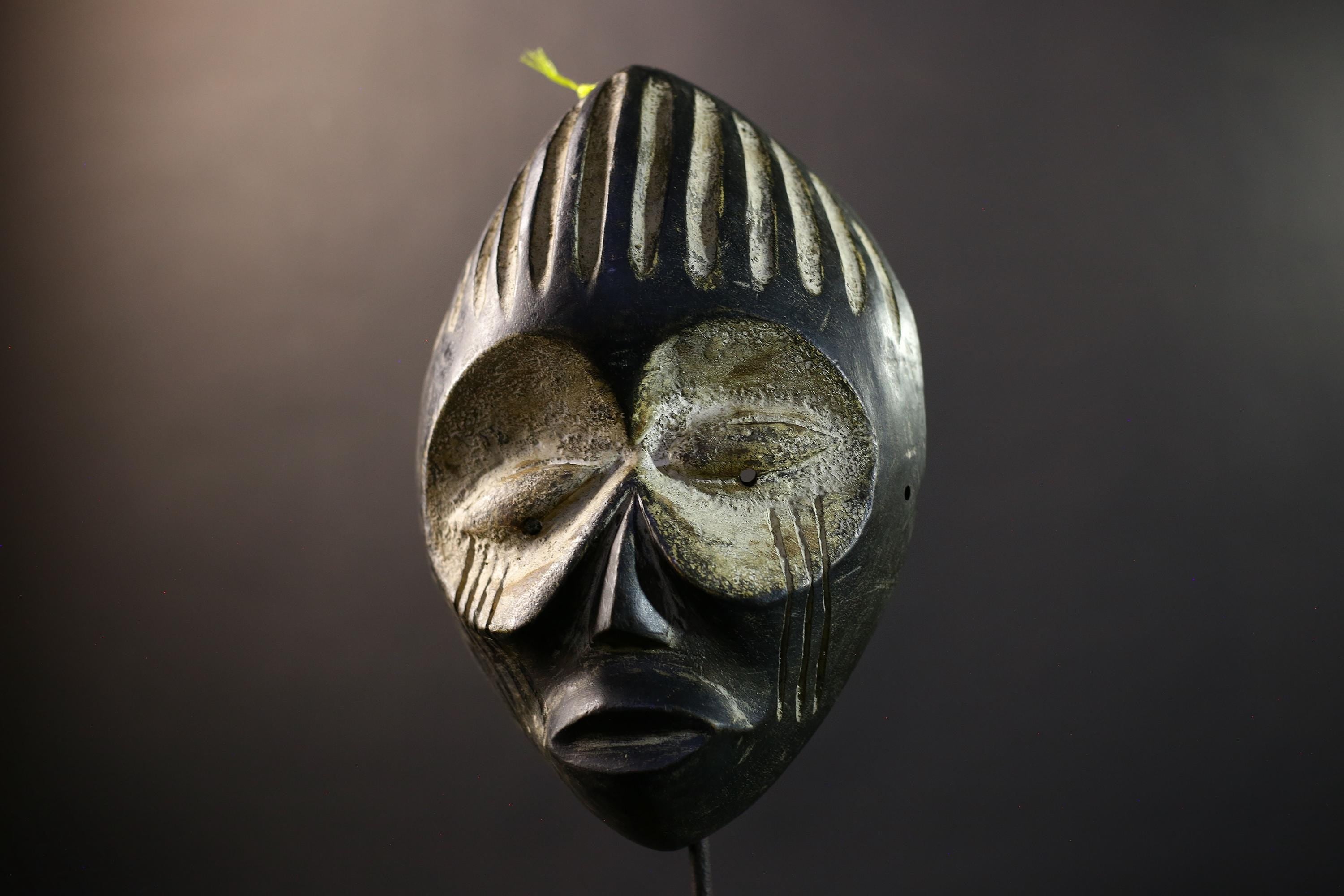 African Guere War Mask, Ivory Coast Tribal Wall Art, Hand-Carved Kaolin Wood Sculpture, Primitive Ethnic Home Decor-G5326