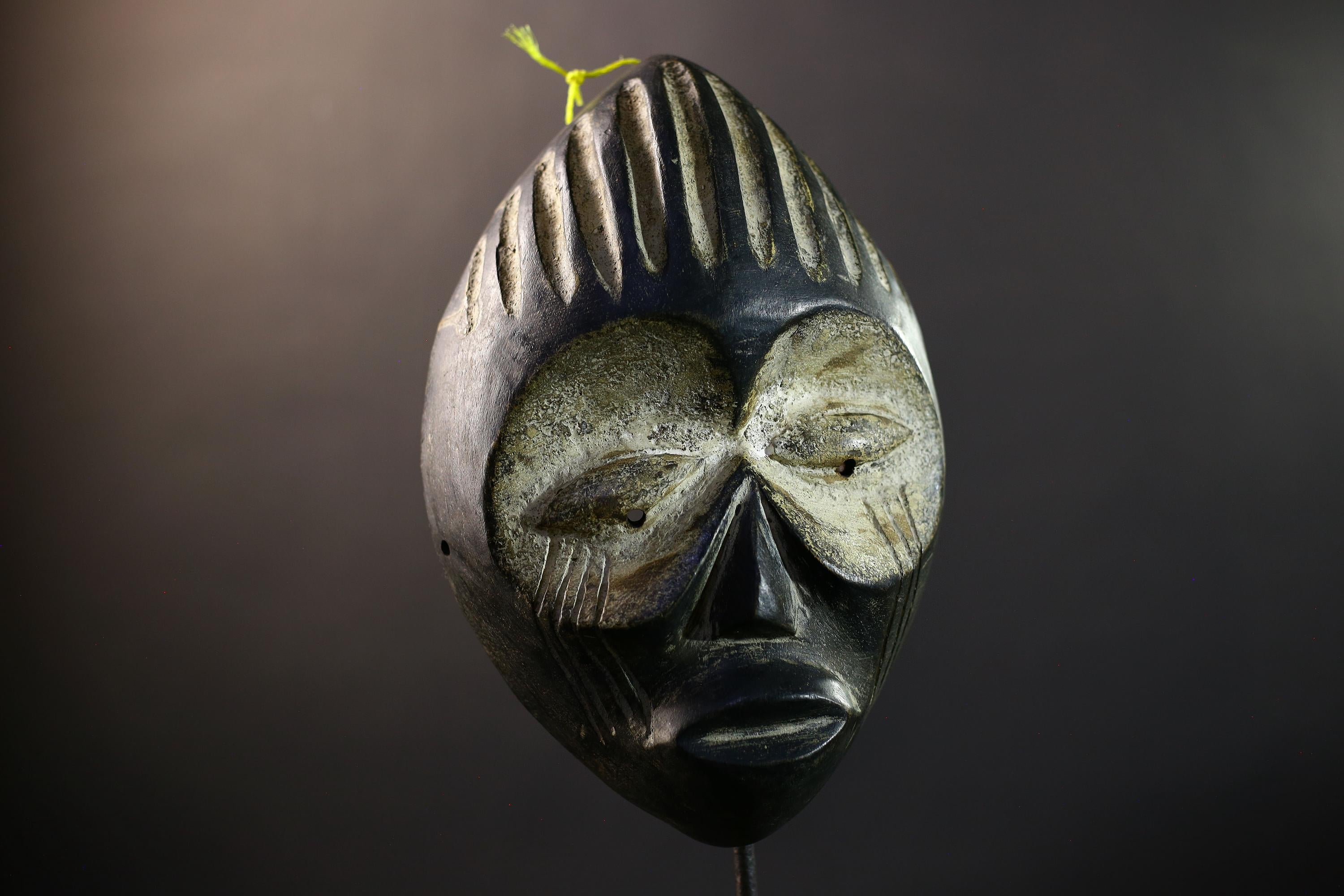 African Guere War Mask, Ivory Coast Tribal Wall Art, Hand-Carved Kaolin Wood Sculpture, Primitive Ethnic Home Decor-G5326