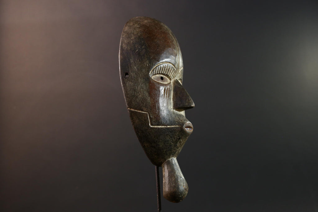 Dan tribal mask African carved wood wall decor with chin extension from Côte d’Ivoire Liberia ceremonial rustic art face carving-G5436