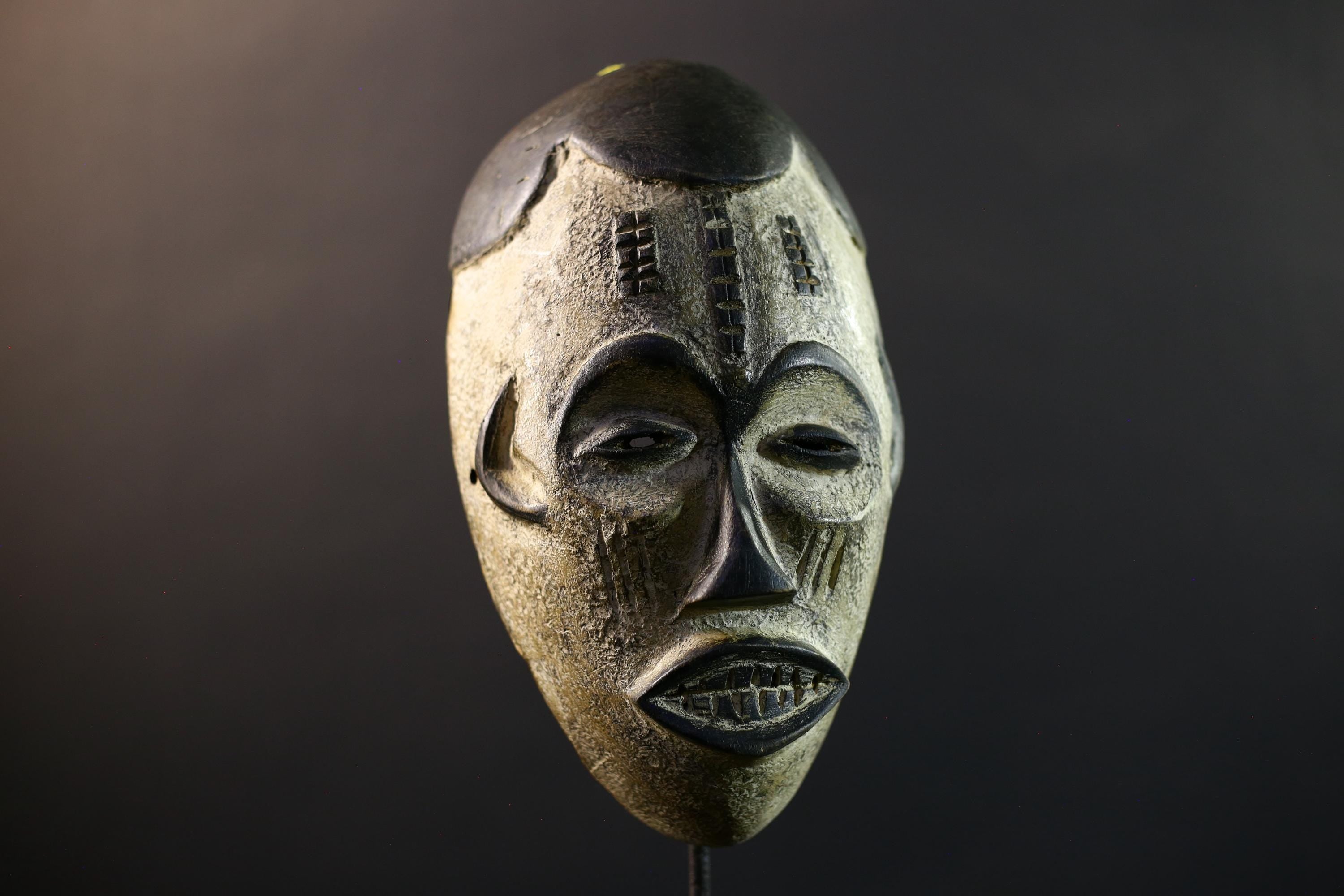 African Pende Pumbu Mask, Congo Ritual Power Face, Hand Carved Wood Wall Sculpture, Tribal Ancestor Decor-G5337