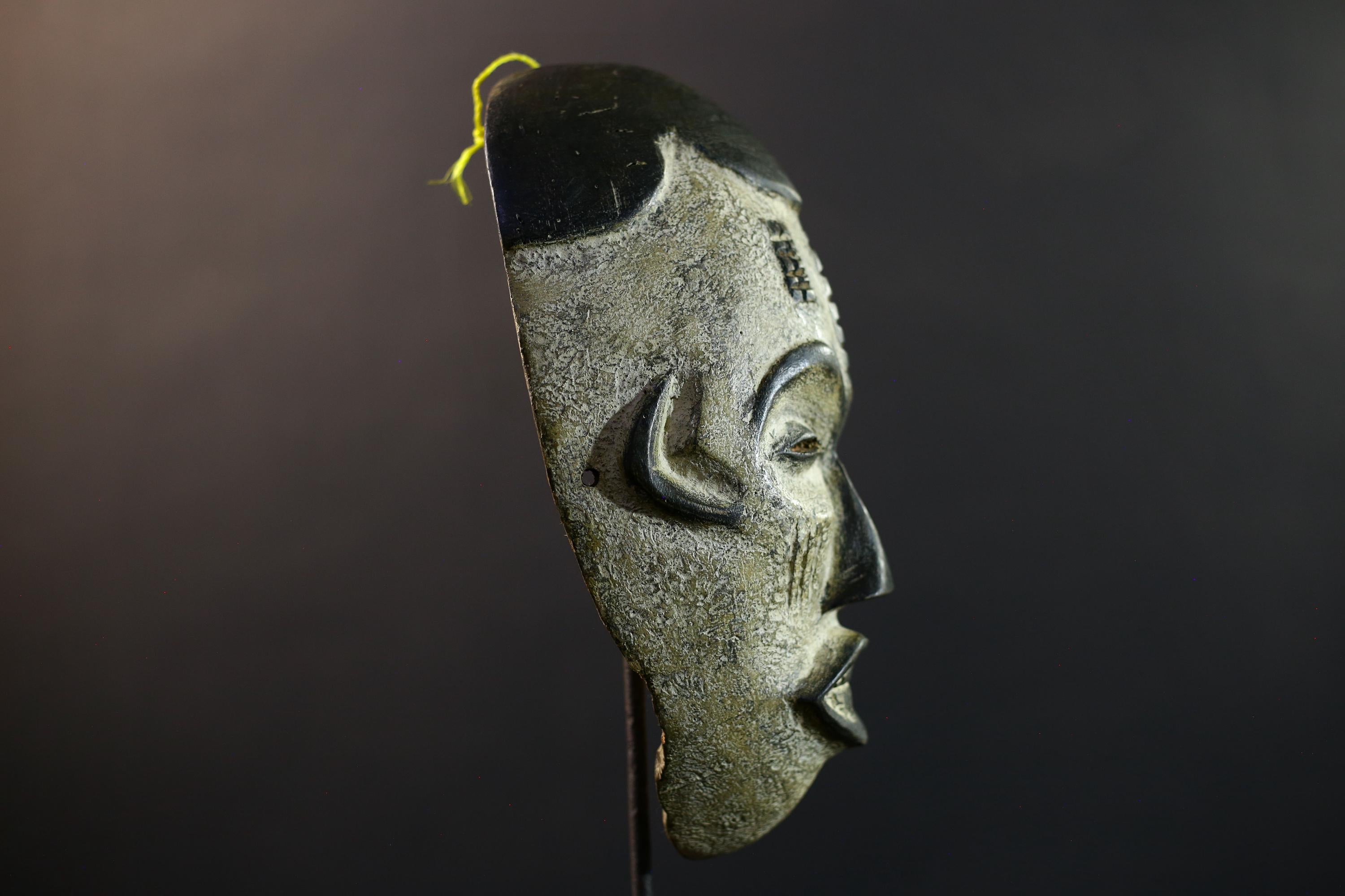 African Pende Pumbu Mask, Congo Ritual Power Face, Hand Carved Wood Wall Sculpture, Tribal Ancestor Decor-G5337