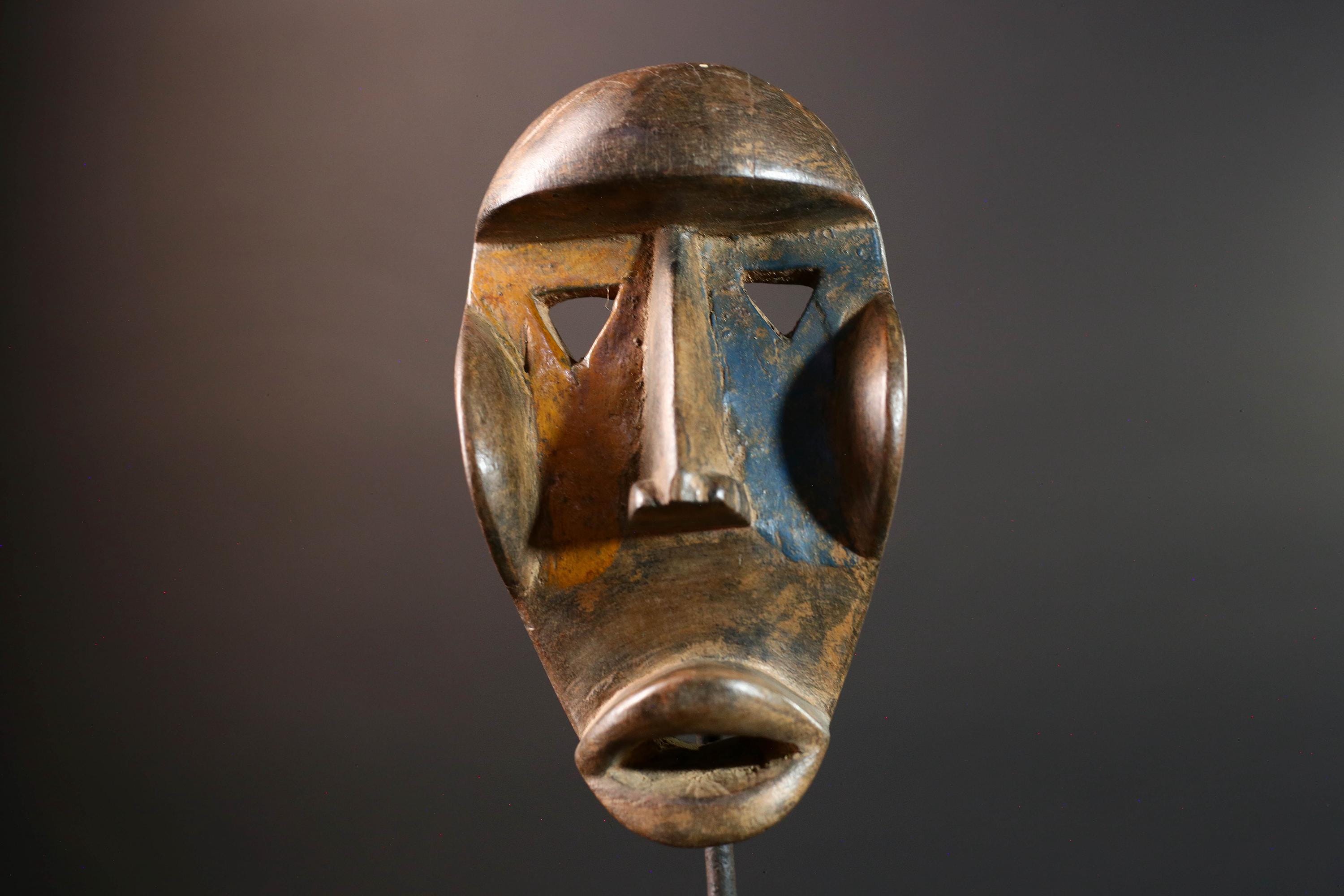 dan mask african carved wood tribal wall face sculpture liberia ivory coast spirit figure traditional mask decor handmade object-G5454
