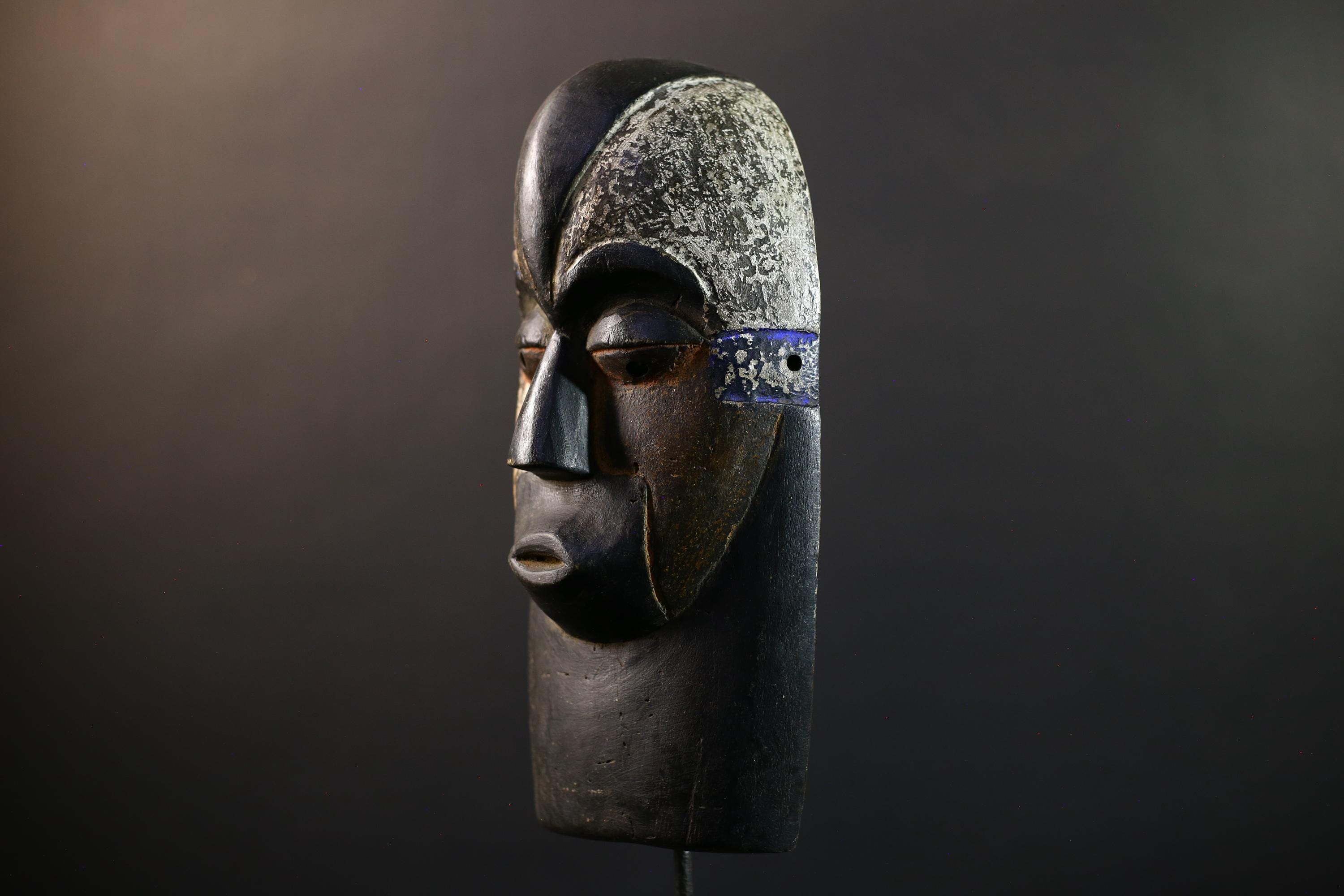 African Igbo Mask, Tribal Wood Wall Decor, Hand-Carved Vintage Ethnic Art, Rustic Nigerian Folk Sculpture, Cultural Home Wall Hanging-G5340