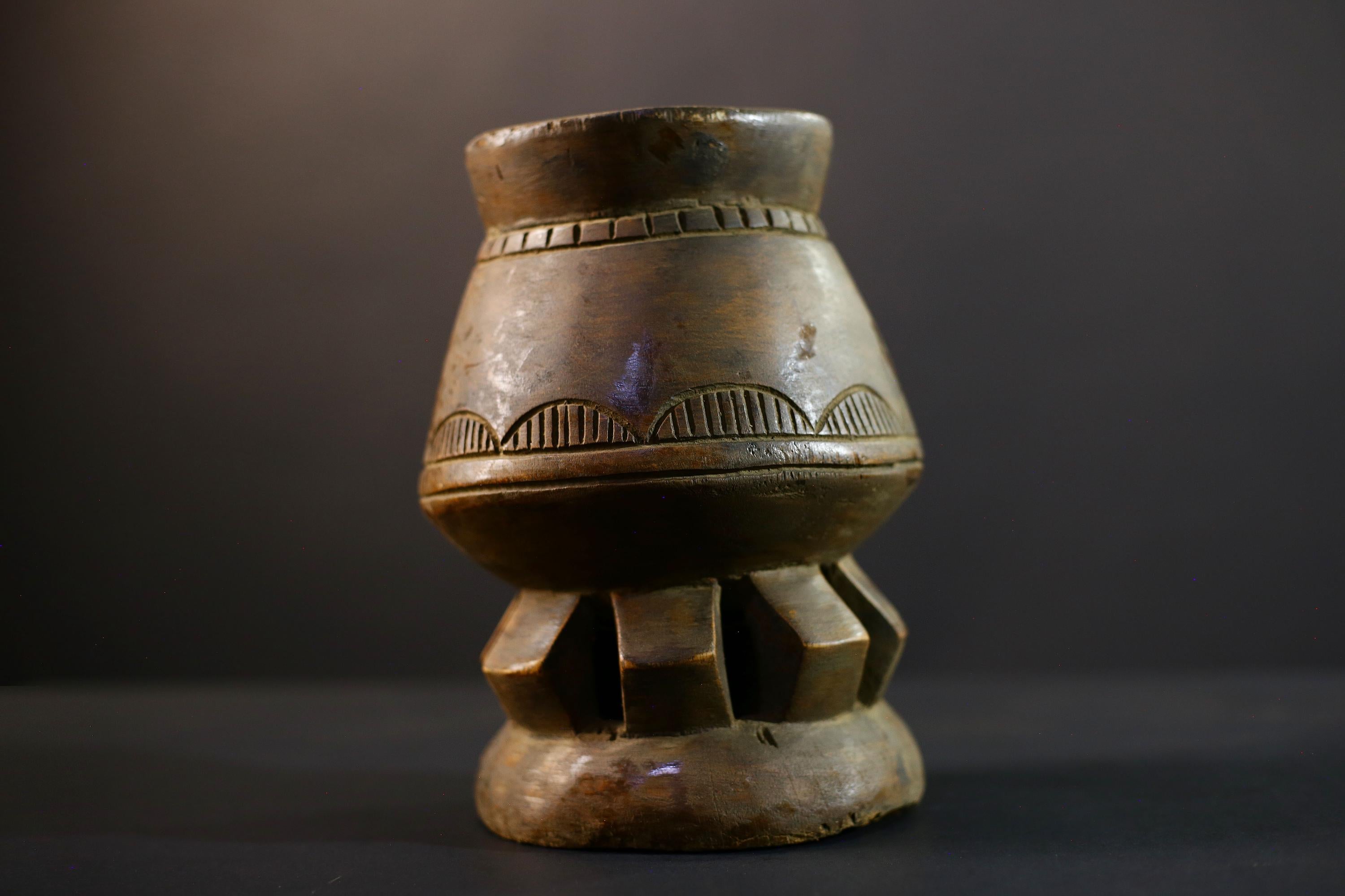 Africa Yoruba ritual vessel, carved ceremonial jar with figure, tribal wooden altar pot, vintage ethnic sculpture,boho spiritual decor-G5355