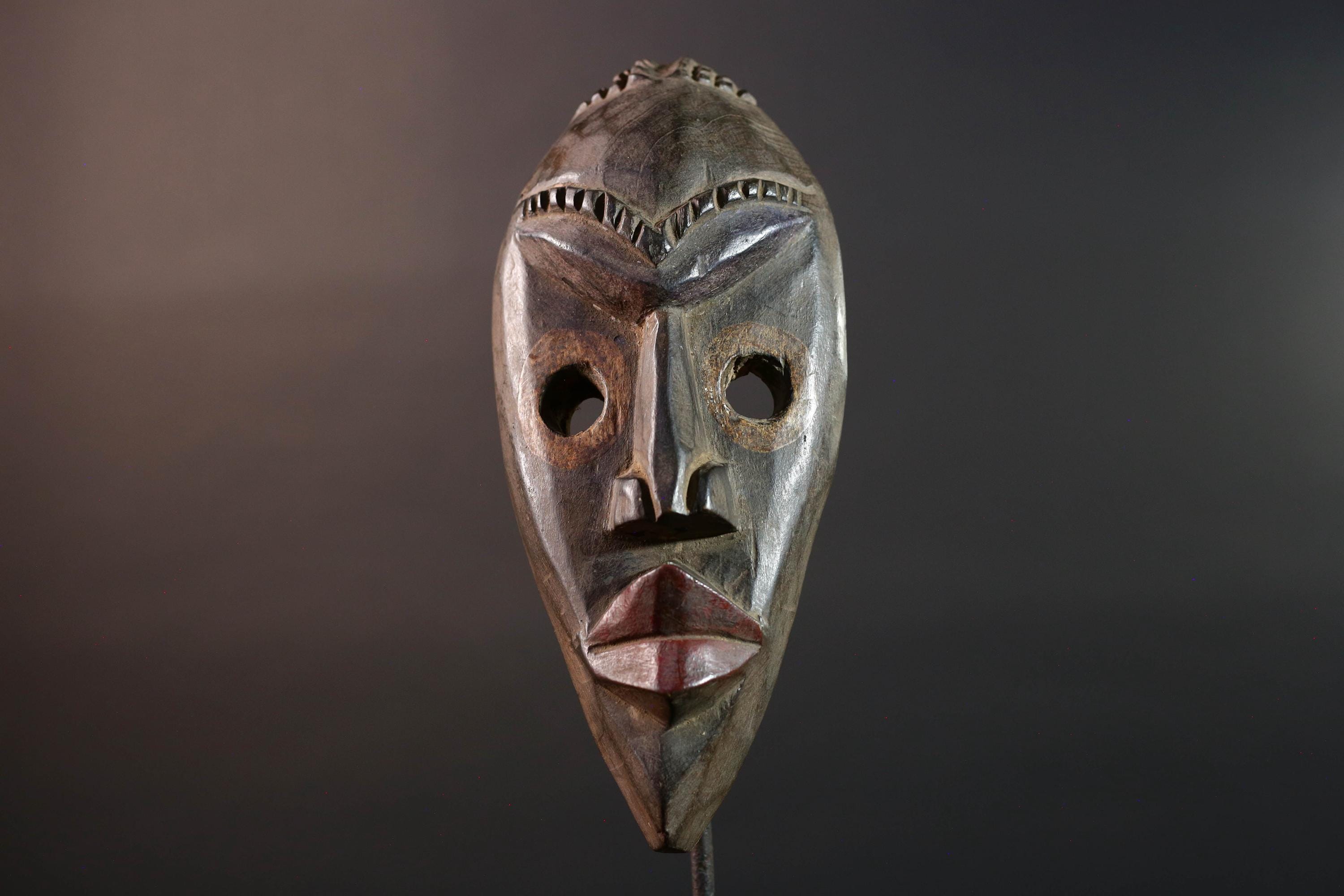 African Dan mask carved wood tribal face mask from Liberia or Ivory Coast narrow brow ridge sculpture traditional wall decor G5466