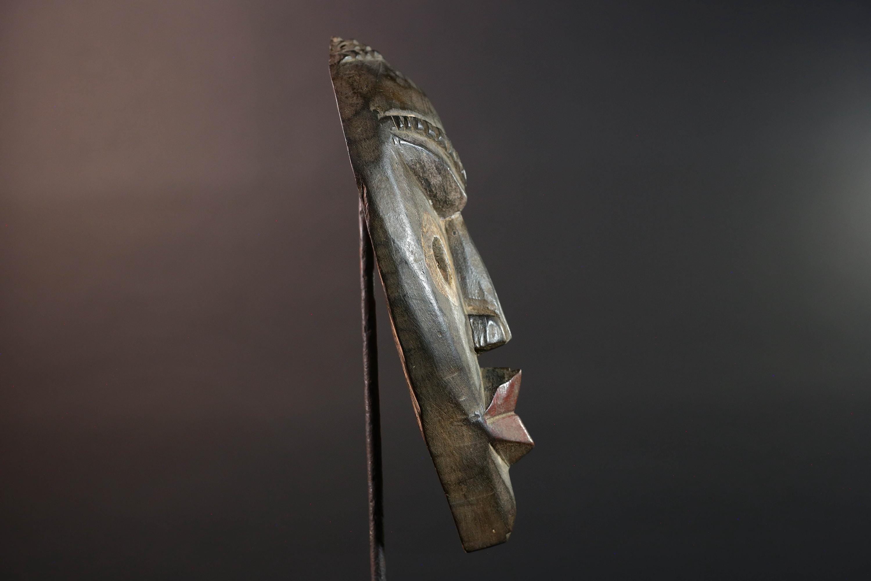 African Dan mask carved wood tribal face mask from Liberia or Ivory Coast narrow brow ridge sculpture traditional wall decor G5466