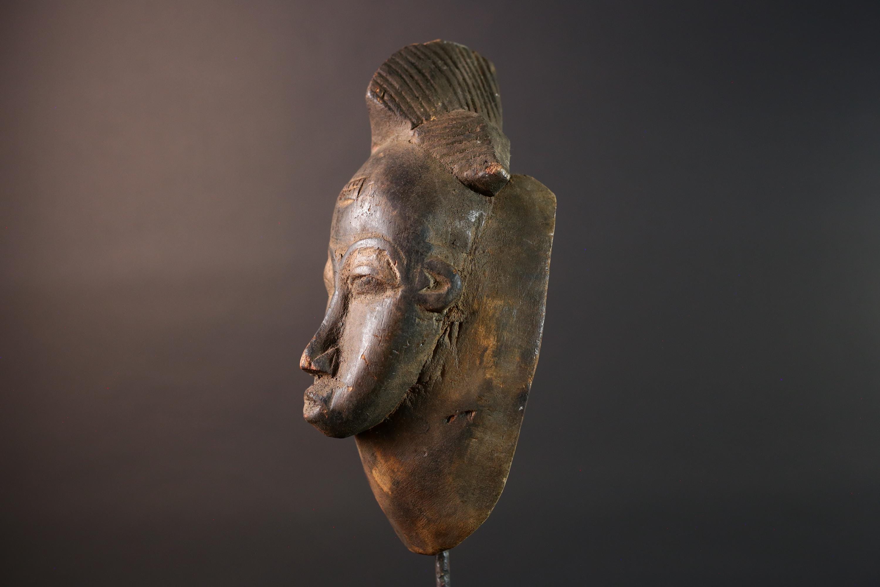 African tribal mask guro wall hanging carved wood sculpture vintage african art home decor piece G5471