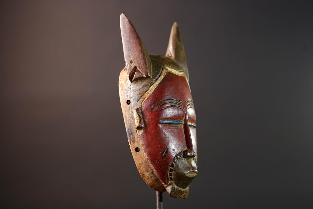 African Guro mask red face tribal wall sculpture with animal ears ivory coast handmade wood art ethnic decor carving for collectors G5492