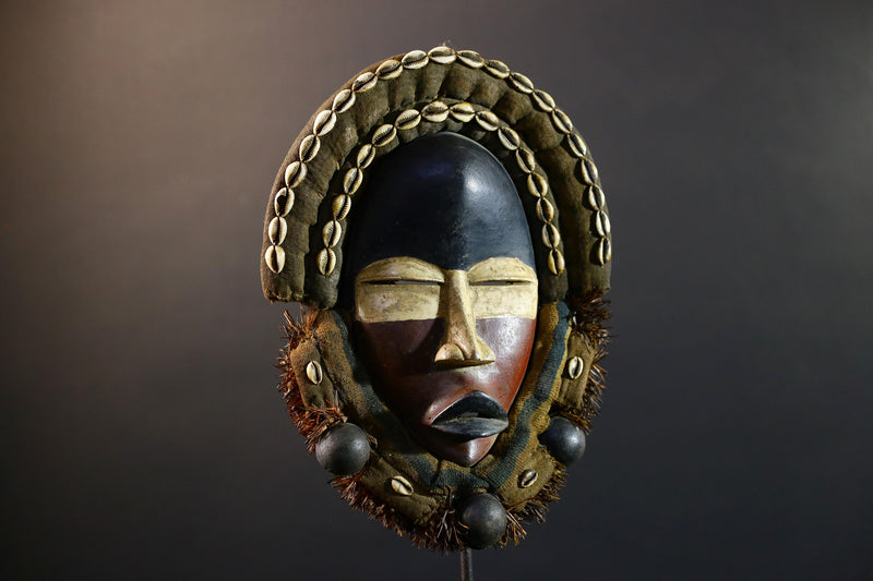African Dan mask cowrie shell tribal wood wall decor spiritual carving fabric trim ritual mask handmade Côte d’Ivoire ethnic sculpture-G5360