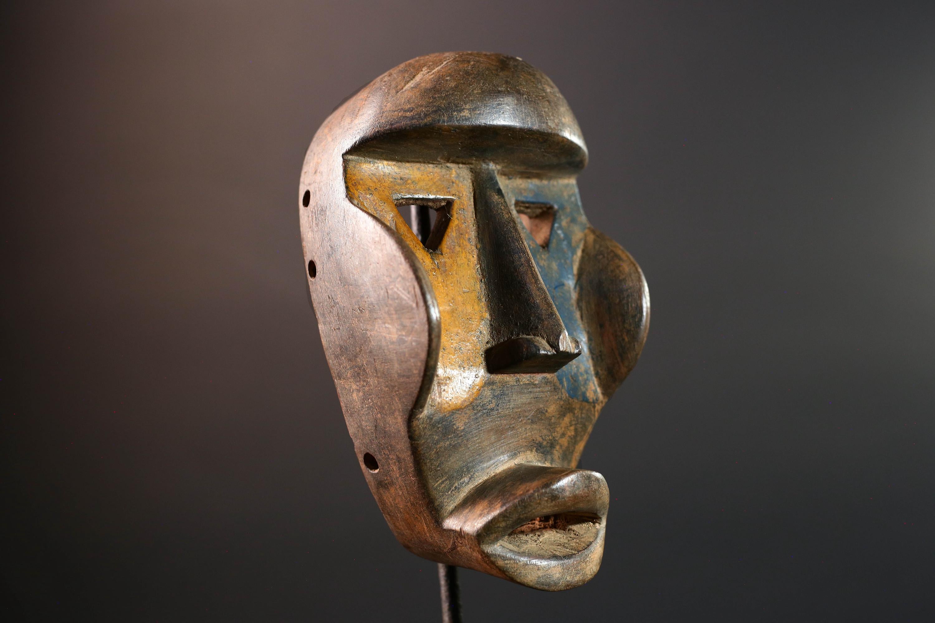 dan mask african carved wood tribal wall face sculpture liberia ivory coast spirit figure traditional mask decor handmade object-G5454