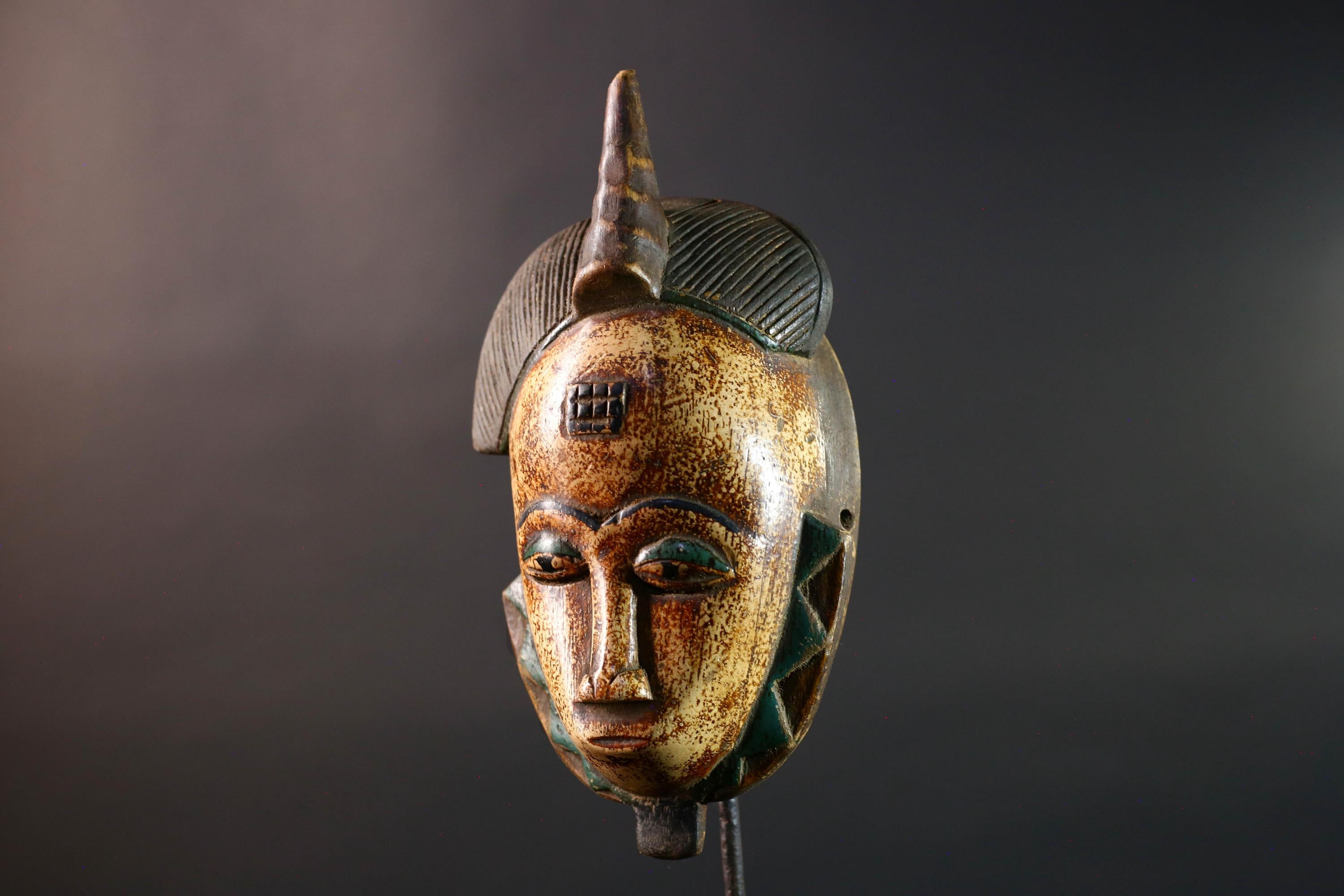 African Baule mask portrait tribal face carving ivory coast spiritual wall art geometric crest decor mblo style african sculpture G5464