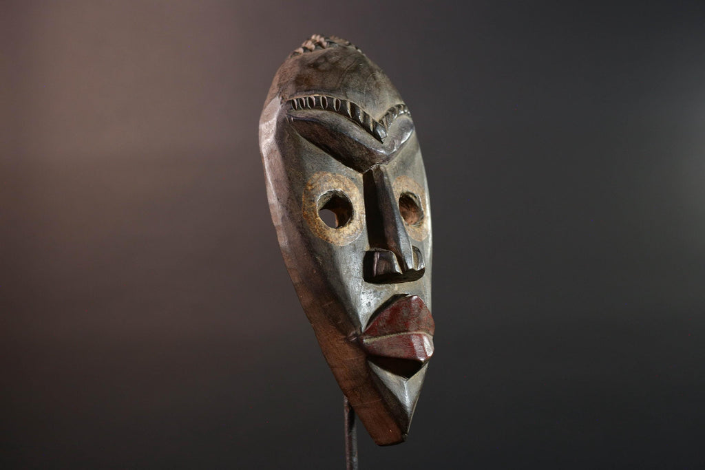 African Dan mask carved wood tribal face mask from Liberia or Ivory Coast narrow brow ridge sculpture traditional wall decor G5466