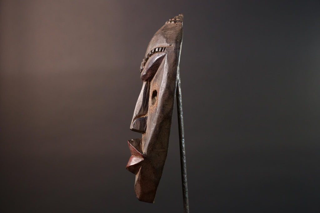 African Dan mask carved wood tribal face mask from Liberia or Ivory Coast narrow brow ridge sculpture traditional wall decor G5466