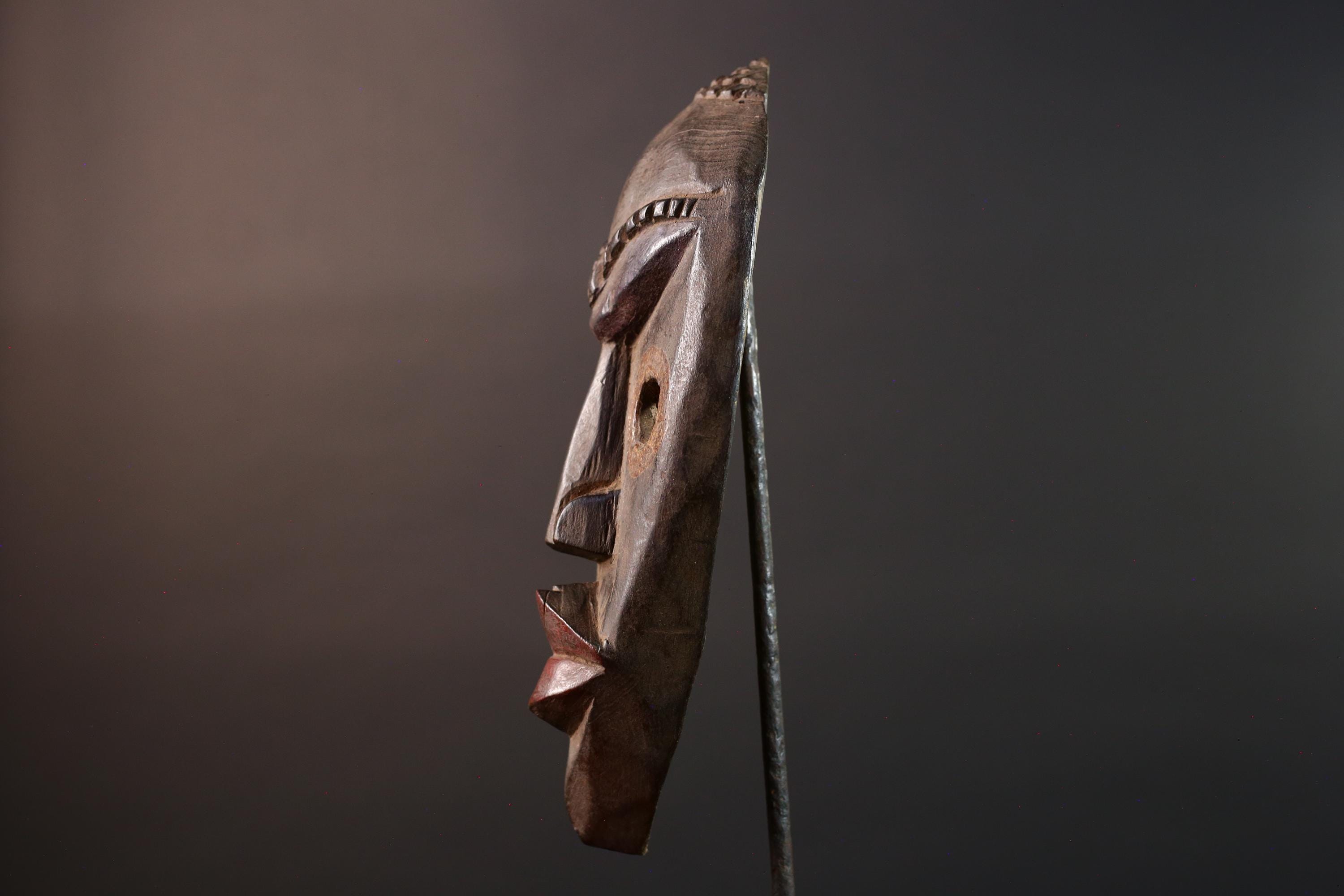 African Dan mask carved wood tribal face mask from Liberia or Ivory Coast narrow brow ridge sculpture traditional wall decor G5466