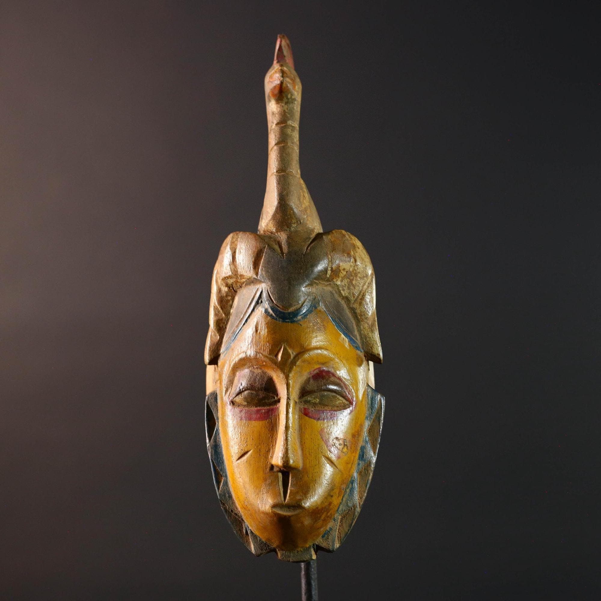 Africa Guro mask with animal crest tribal yellow face wall decor handmade ivory coast wood sculpture ethnic spirit mask for collectors G5489