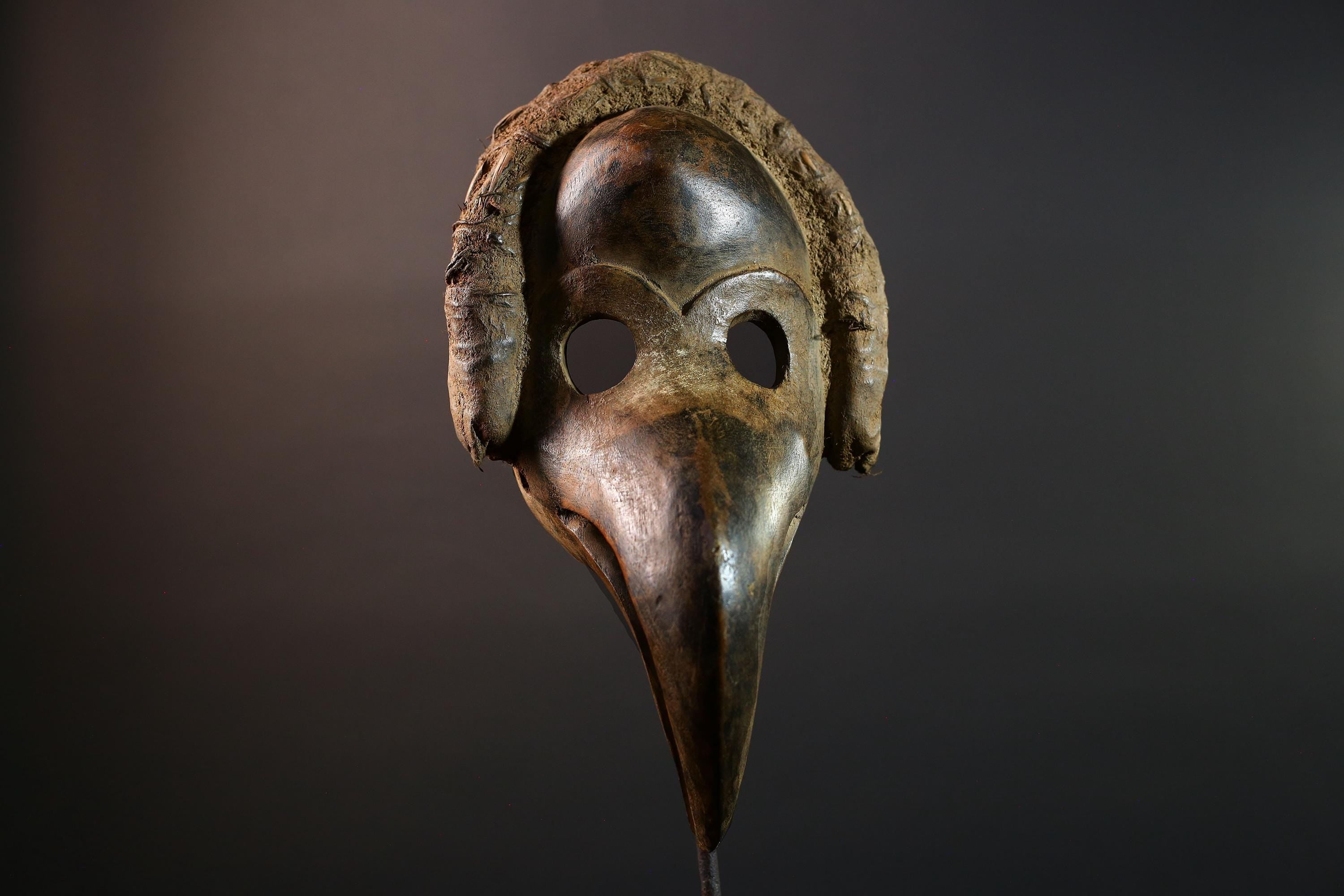 African Dan Bird Mask Hand Carved Tribal Beak Sculpture Vintage Wood Face Art Object Ceremonial Wall Decor Ethnic Home Accent G5581