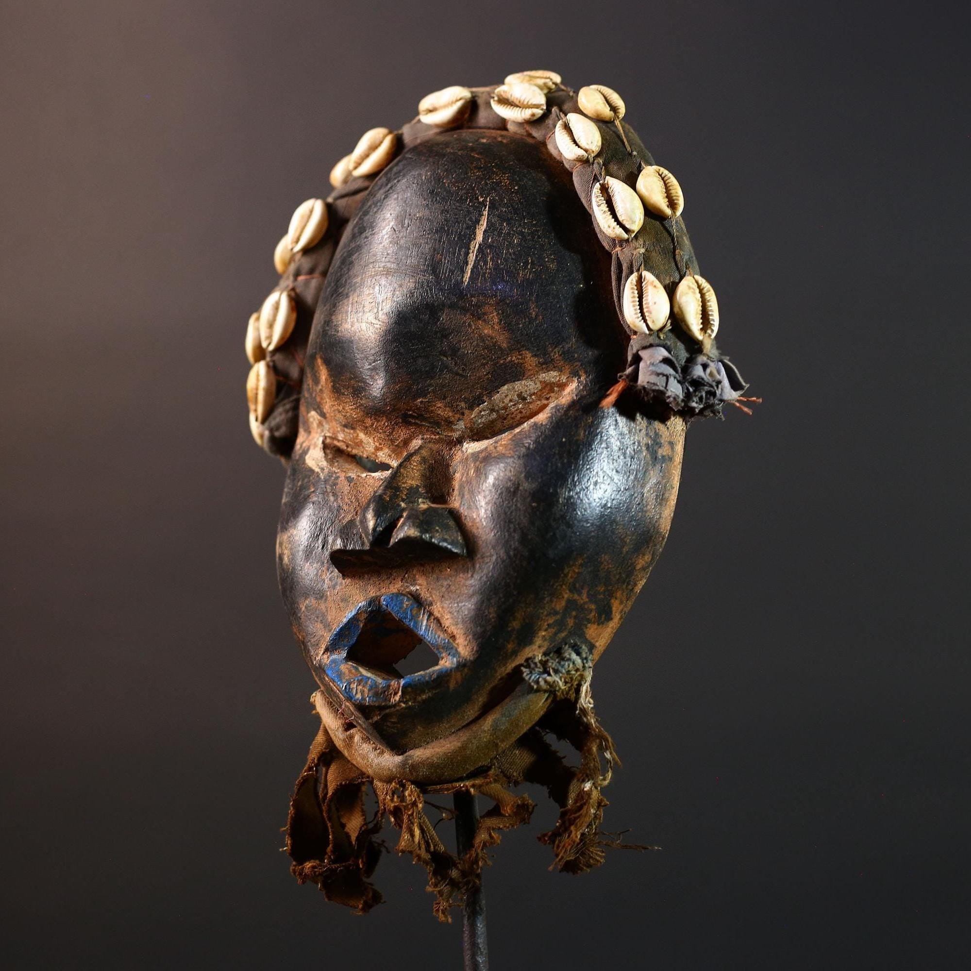 Dan African Tribal Mask With Cowrie Shells Hand Carved Wood Face With Fiber Beard Ethnic Wall Art Ceremonial Boho Home Decor G5582