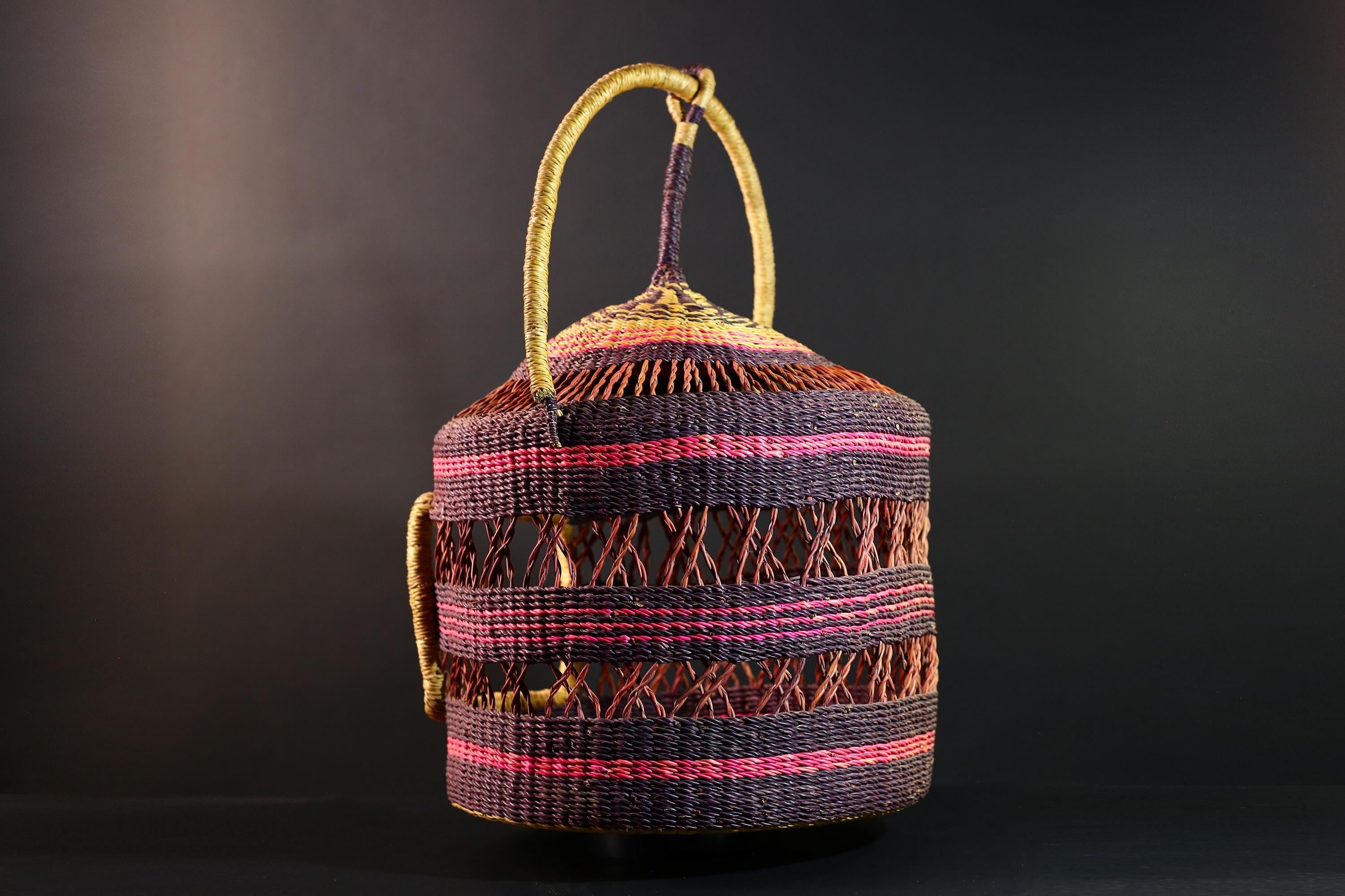 African Bolga Cat Bed Woven Straw Basket with Handle Ghana Pet Furniture Boho Home Storage Indoor Natural Decor Organizer G5594