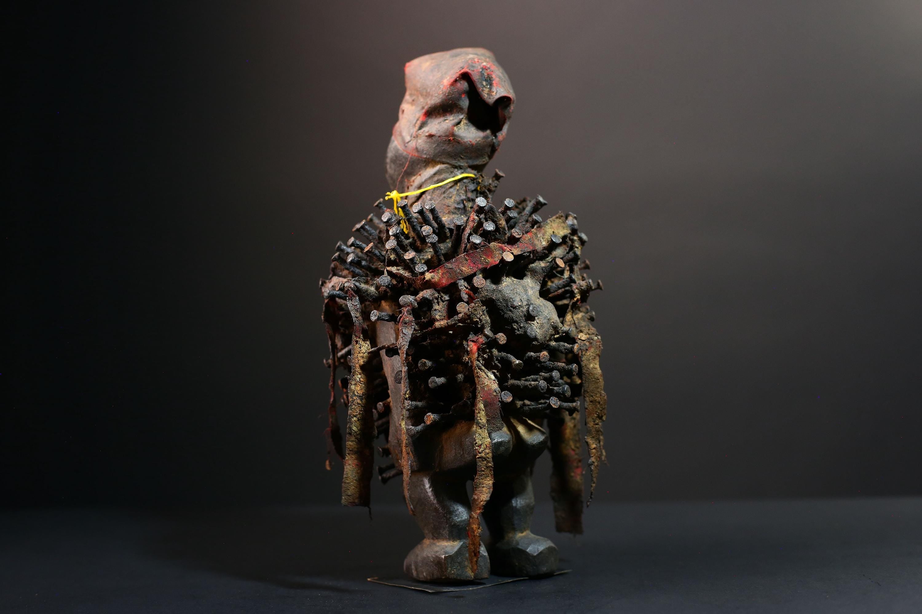 African nail fetish statue Congo power nkisi nkondi carved tribal charm spirit shrine figure protective sculpture wood magic decor G5601
