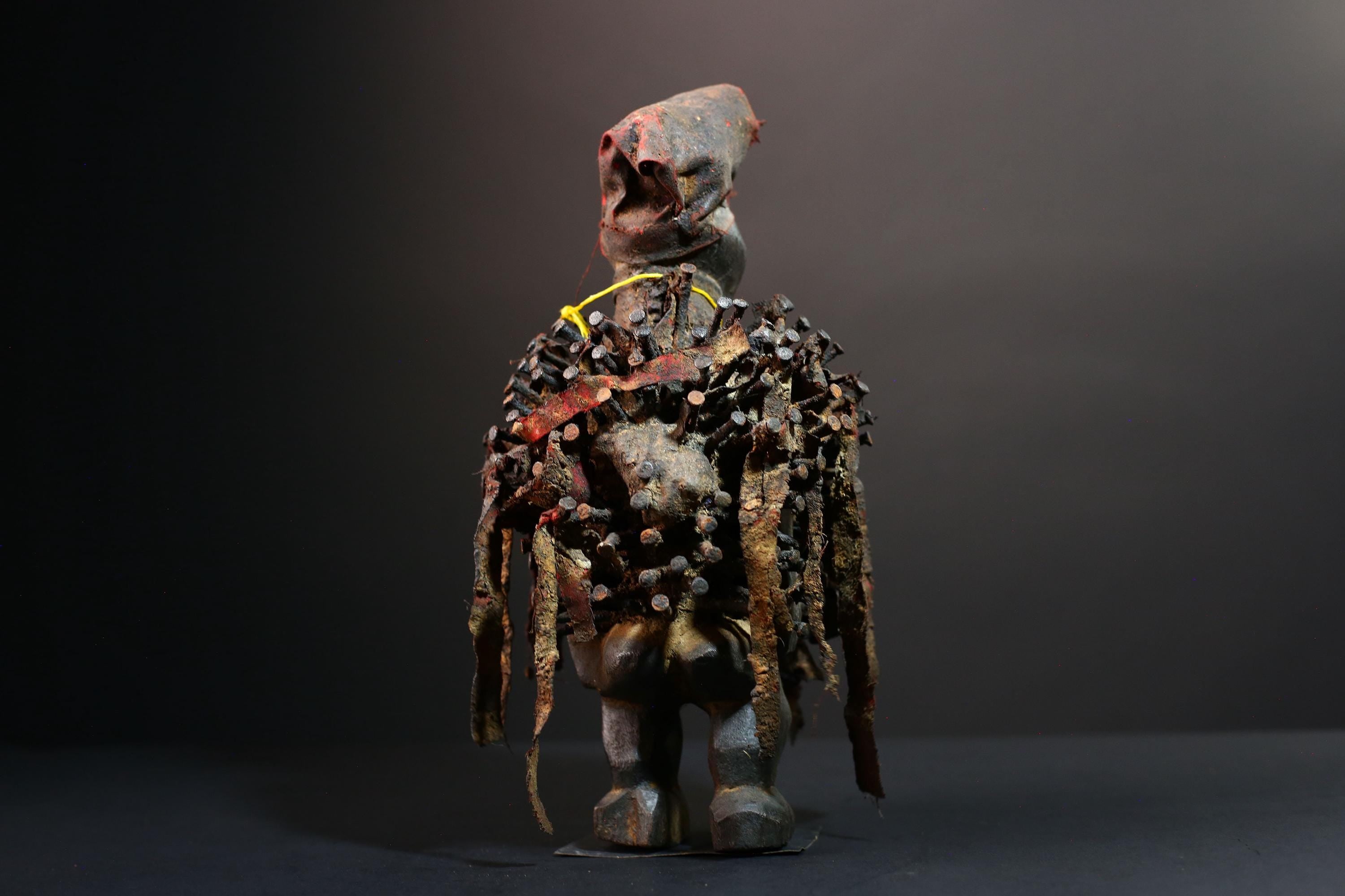 African nail fetish statue Congo power nkisi nkondi carved tribal charm spirit shrine figure protective sculpture wood magic decor G5601