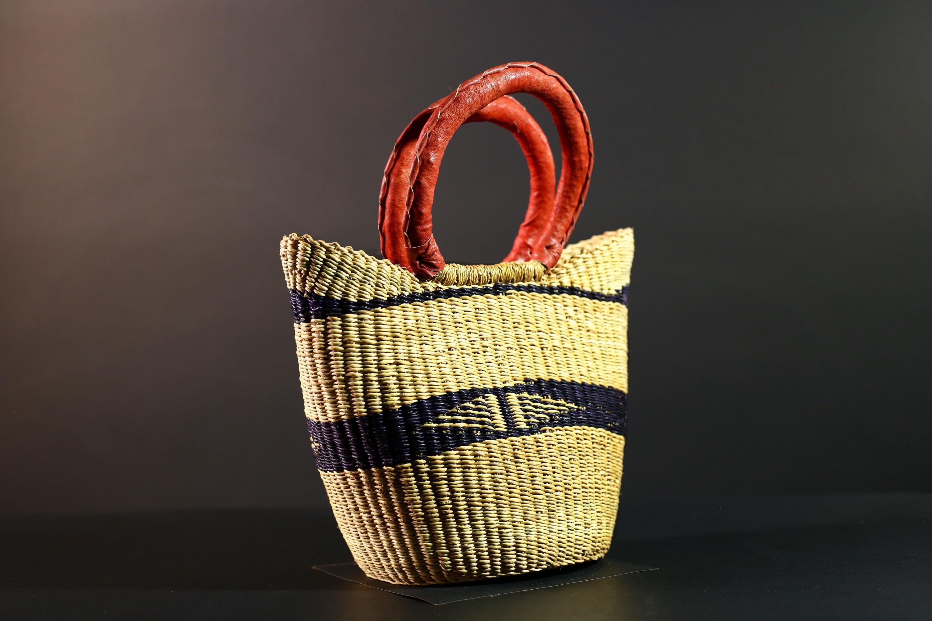African Bolga Basket Straw Tote Ghana Tribal Art Market Bag Handwoven Storage Organizer Red Leather Handle Decor Woven Carry Basket G5611