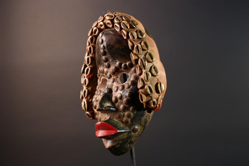 Africa Dan Mask Carved Wood Tribal Face Headdress with Cowrie Shells Liberian Ceremonial Art Ethnic Home Decor Primitive Folk Art Rare-G5667