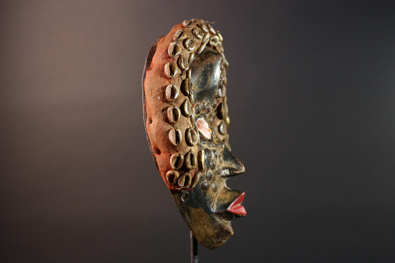 Africa Dan Mask Carved Wood Tribal Face Headdress with Cowrie Shells Liberian Ceremonial Art Ethnic Home Decor Primitive Folk Art Rare-G5667