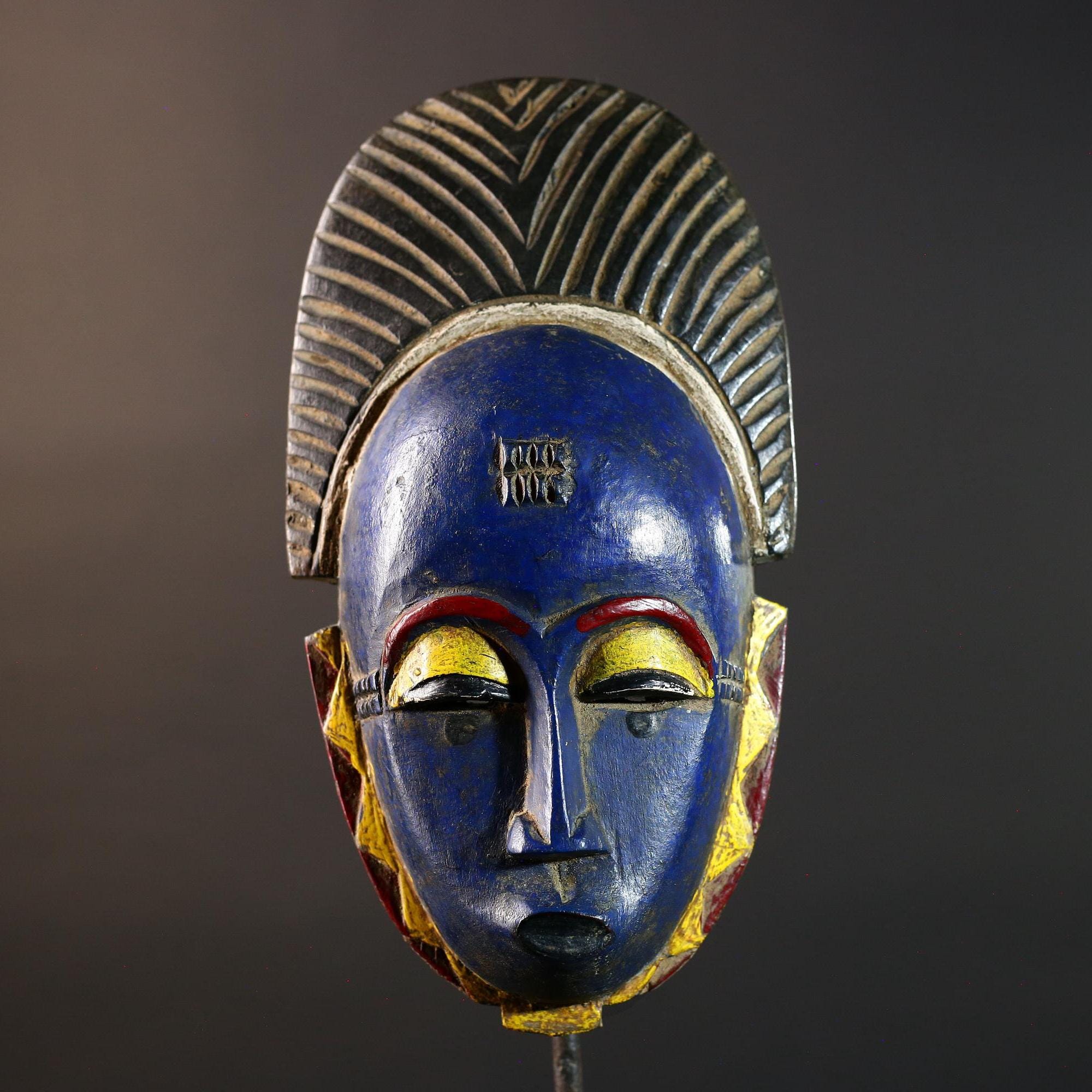 African Sun Face Wall Mask Hand-Carved Wood Tribal Home Decor Ethnic Art Hanging Piece Unique Handcrafted Gift One-of-a-Kind Collector -9720