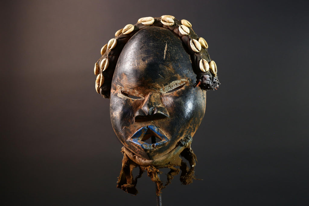 Dan African Tribal Mask With Cowrie Shells Hand Carved Wood Face With Fiber Beard Ethnic Wall Art Ceremonial Boho Home Decor G5582